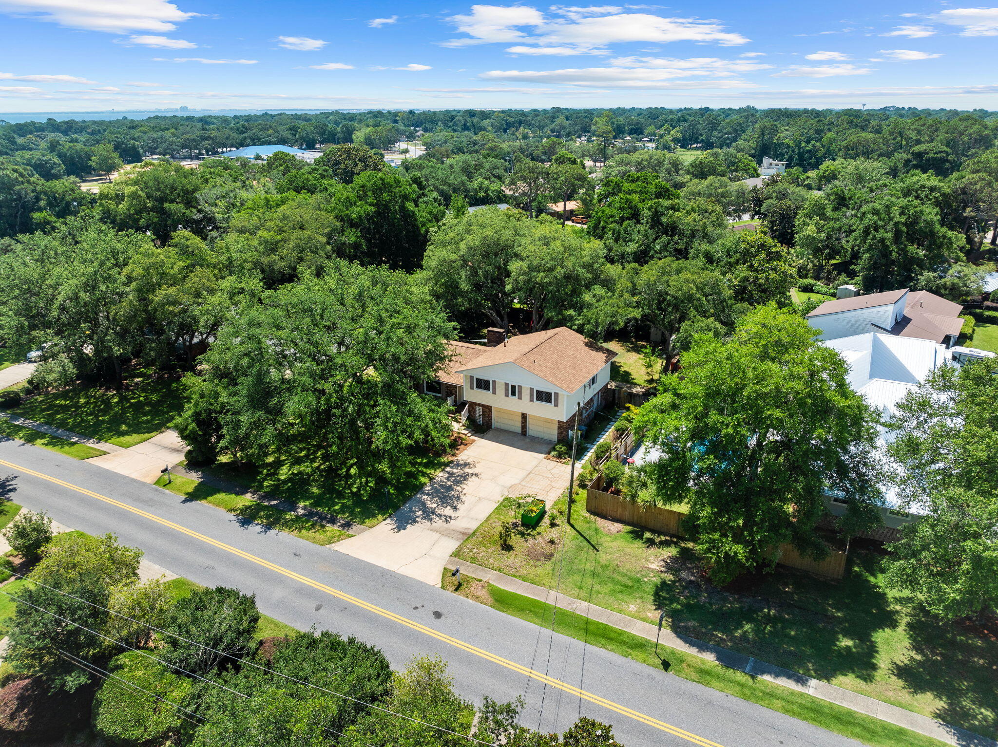 234 NE Yacht Club Drive