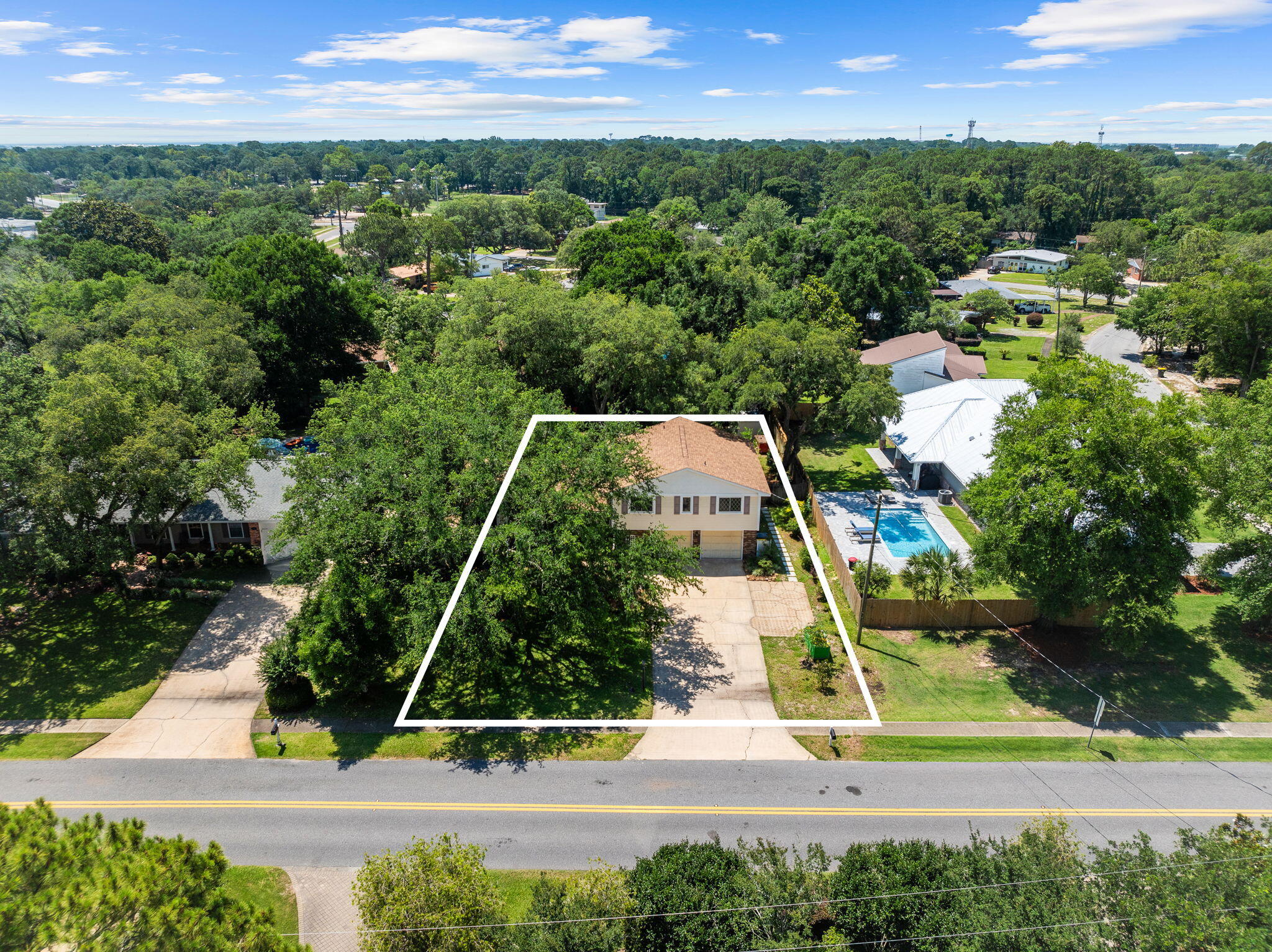 234 NE Yacht Club Drive