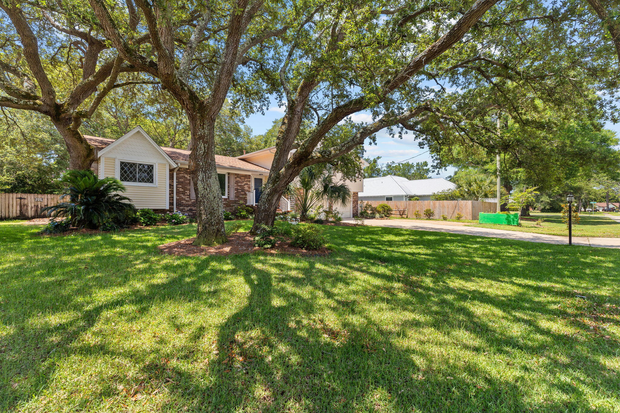 234 NE Yacht Club Drive