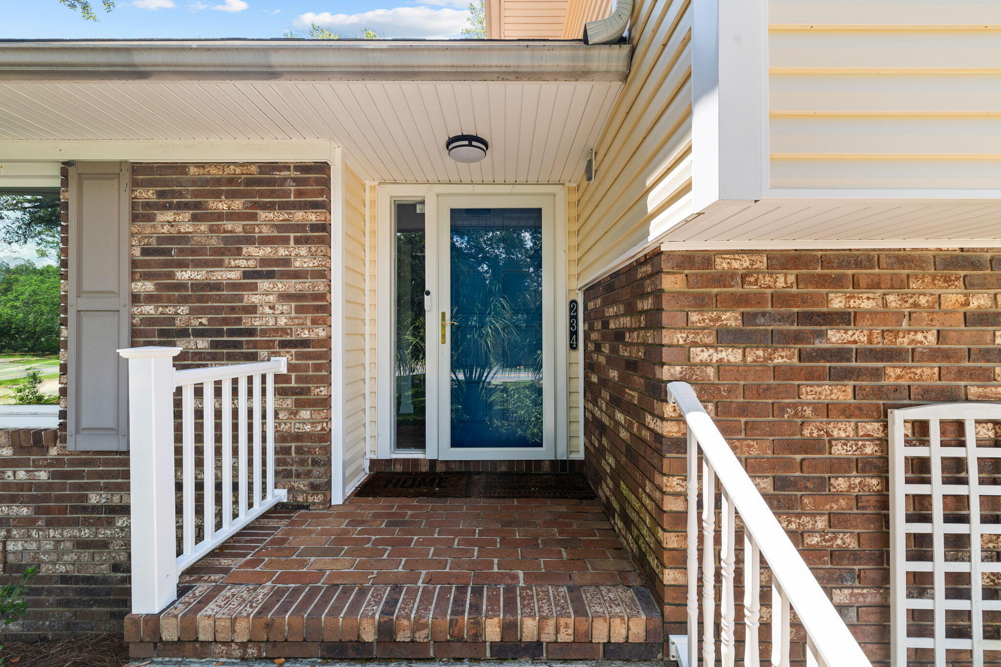 234 NE Yacht Club Drive