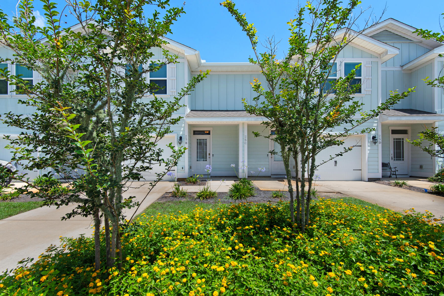 25 Crossing Lane, UNIT B