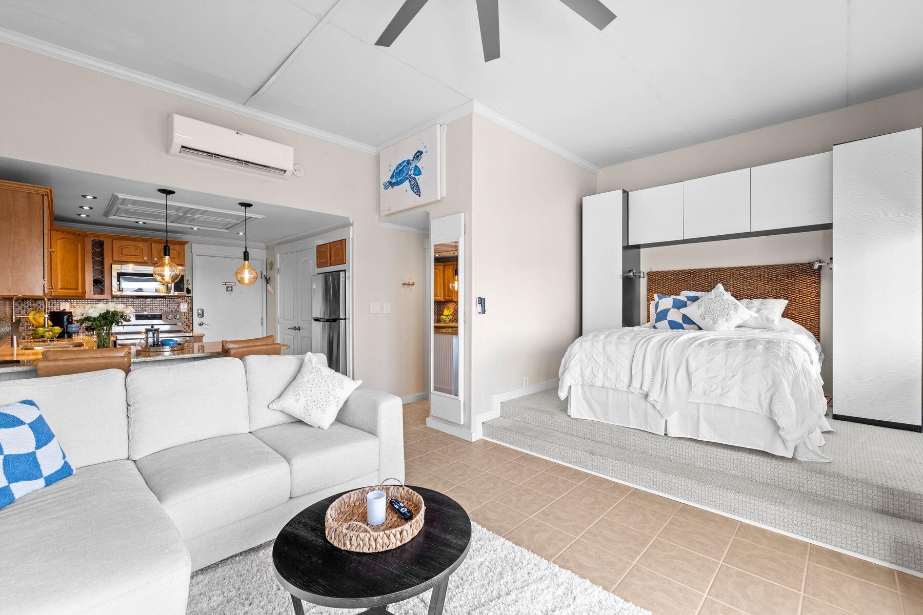 909 Santa Rosa Boulevard, 626