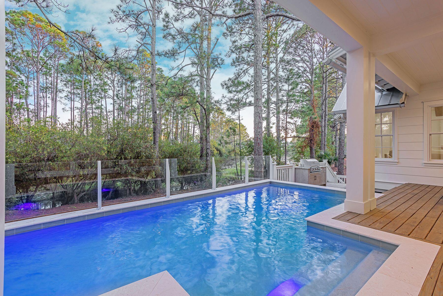 37 Lakeview Drive
