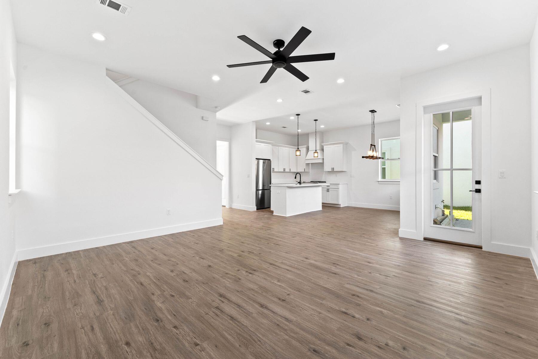 4703 Amhurst Circle