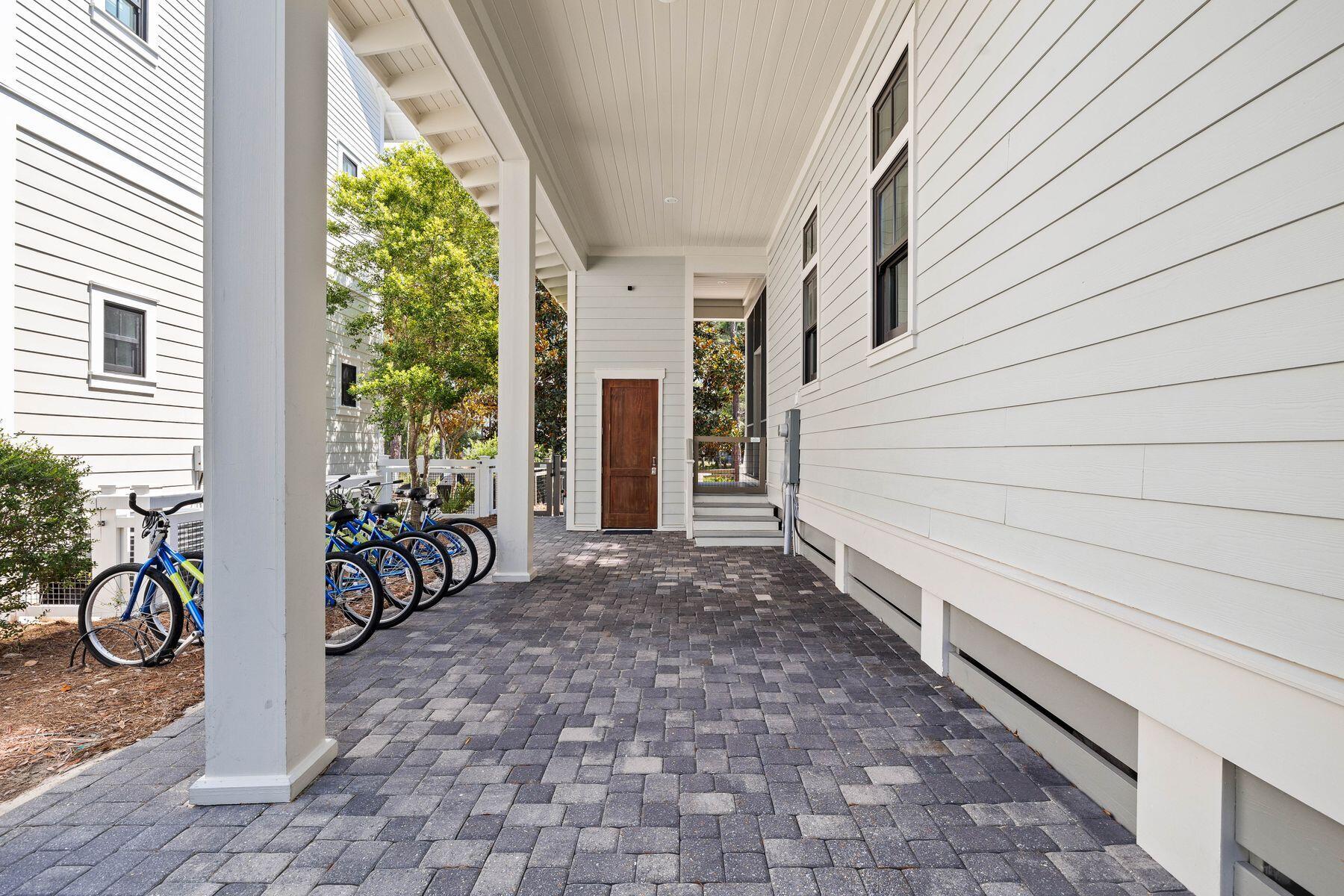 90 Flatwood Street