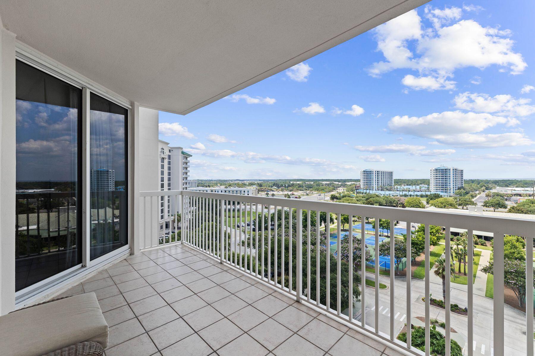 15300 Emerald Coast Parkway, 903