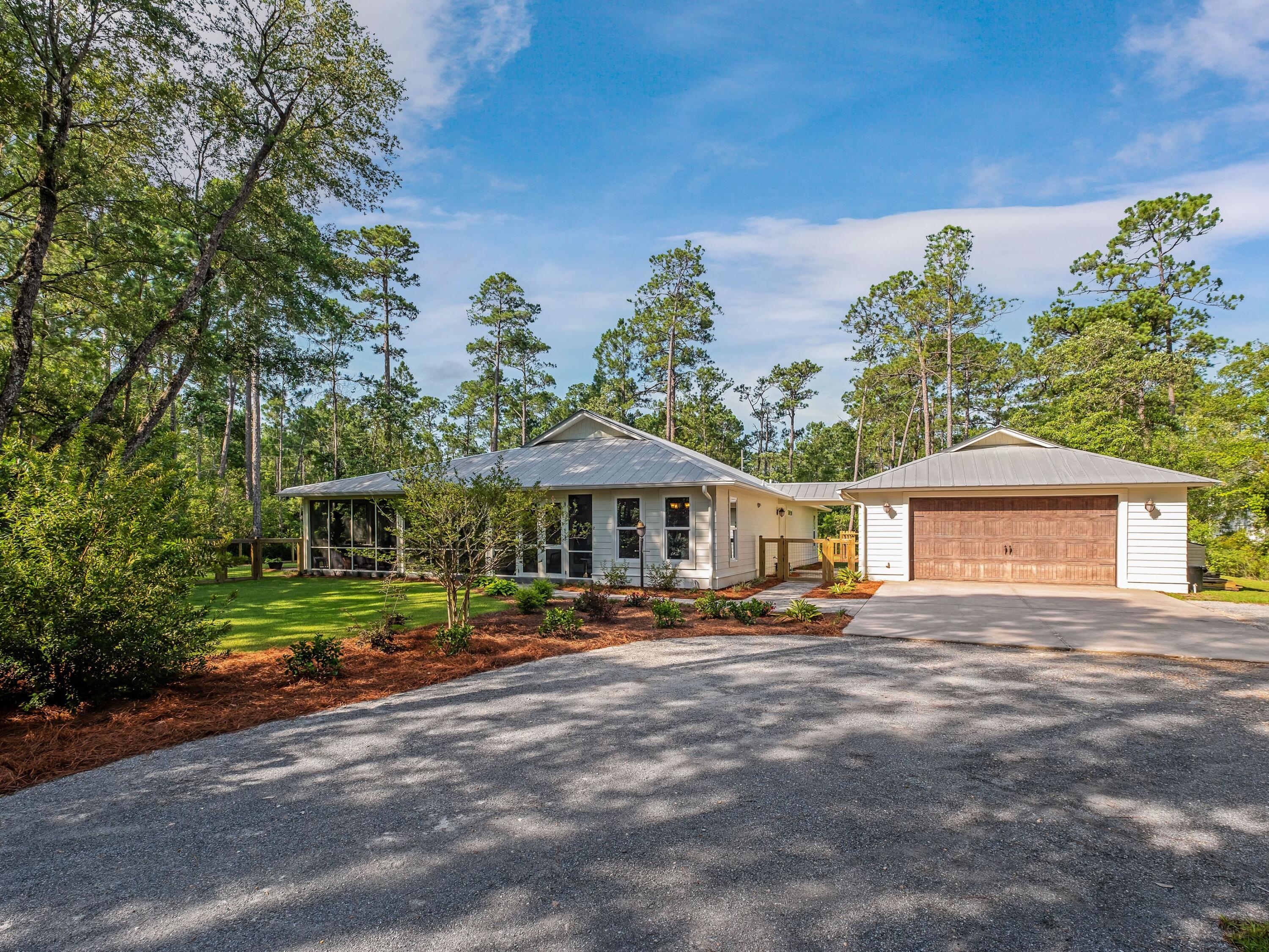 102 Still Oaks Cove
