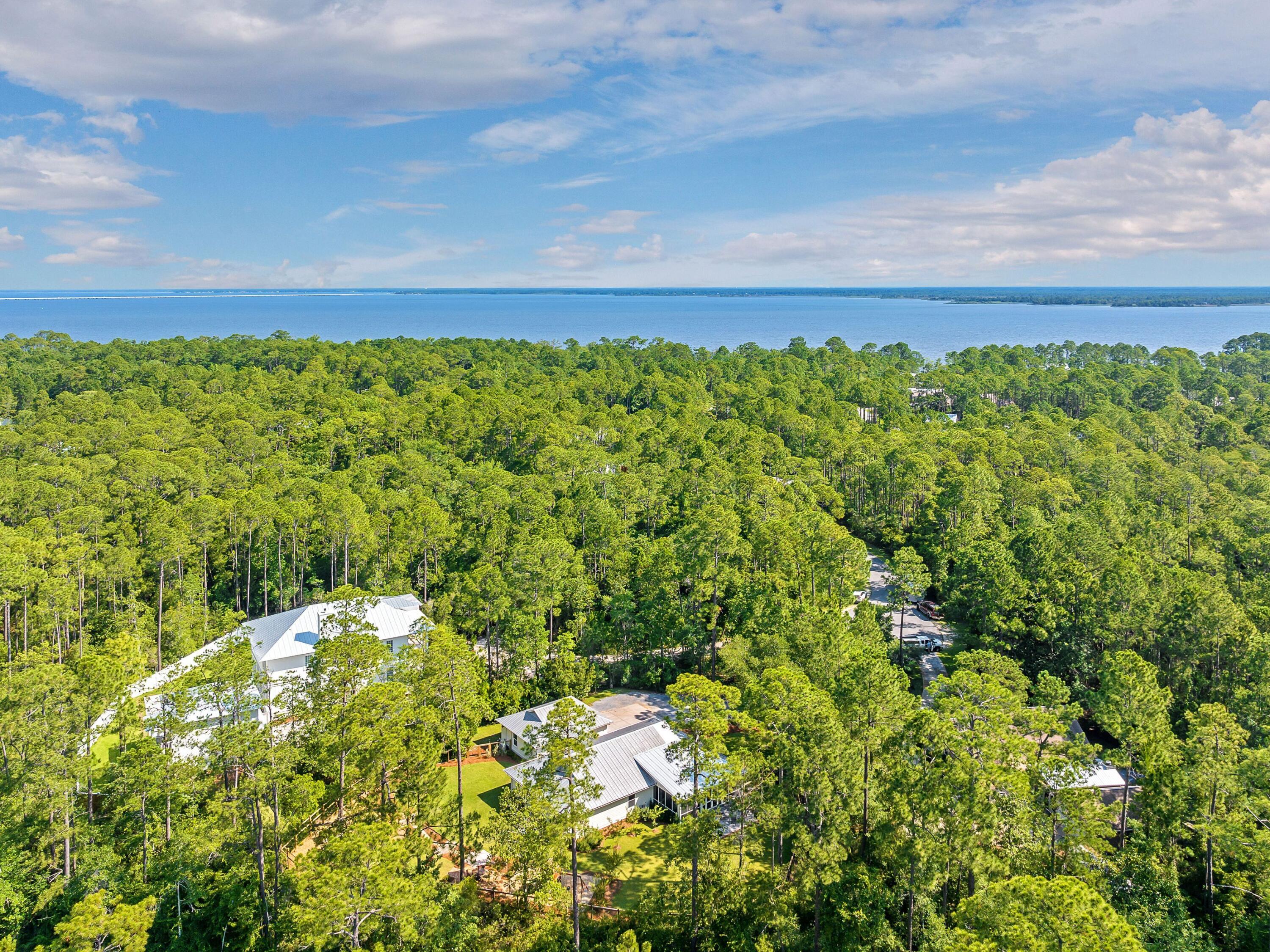 102 Still Oaks Cove
