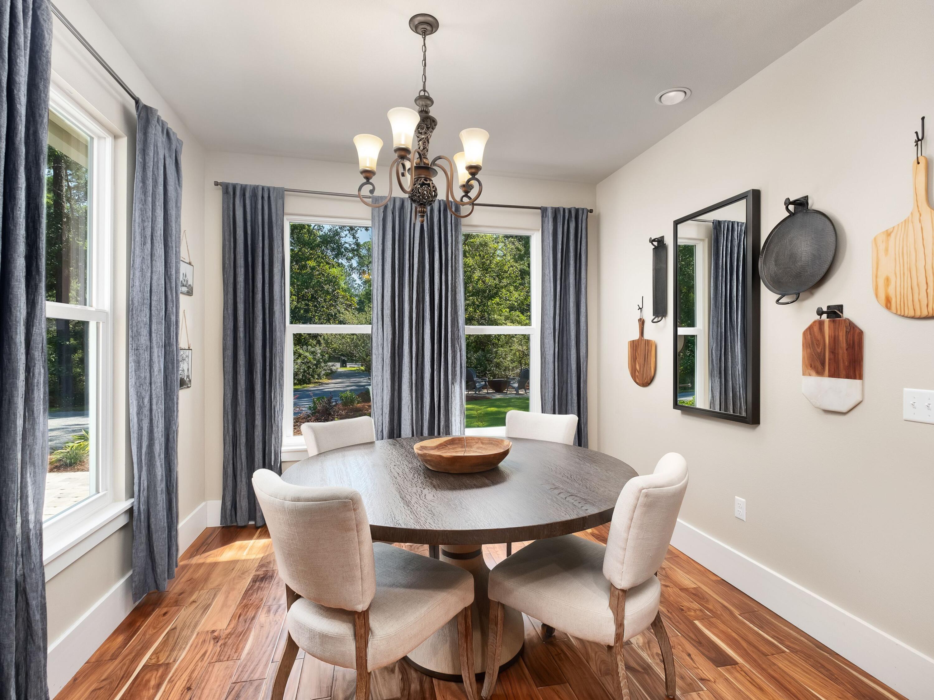 102 Still Oaks Cove