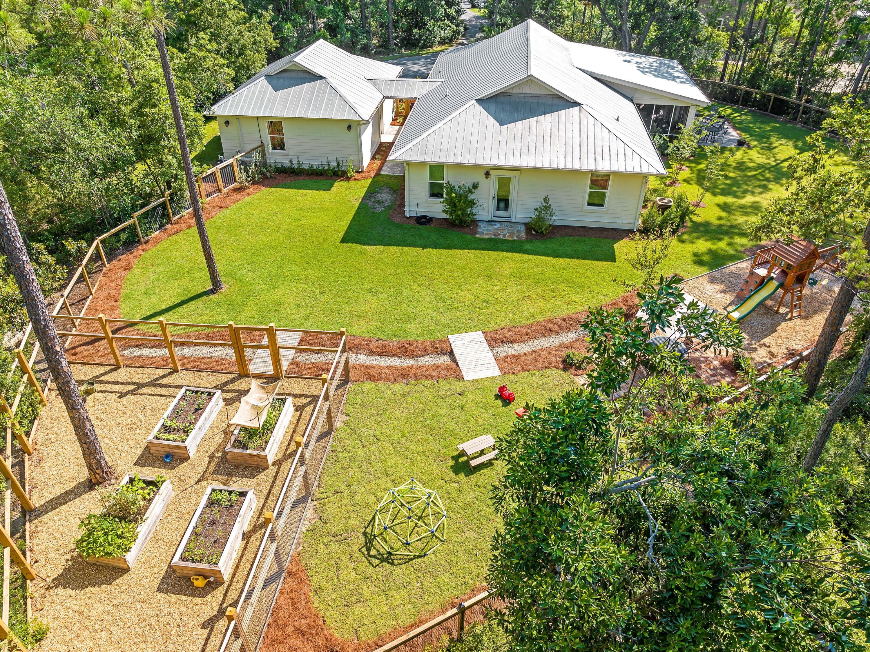 102 Still Oaks Cove