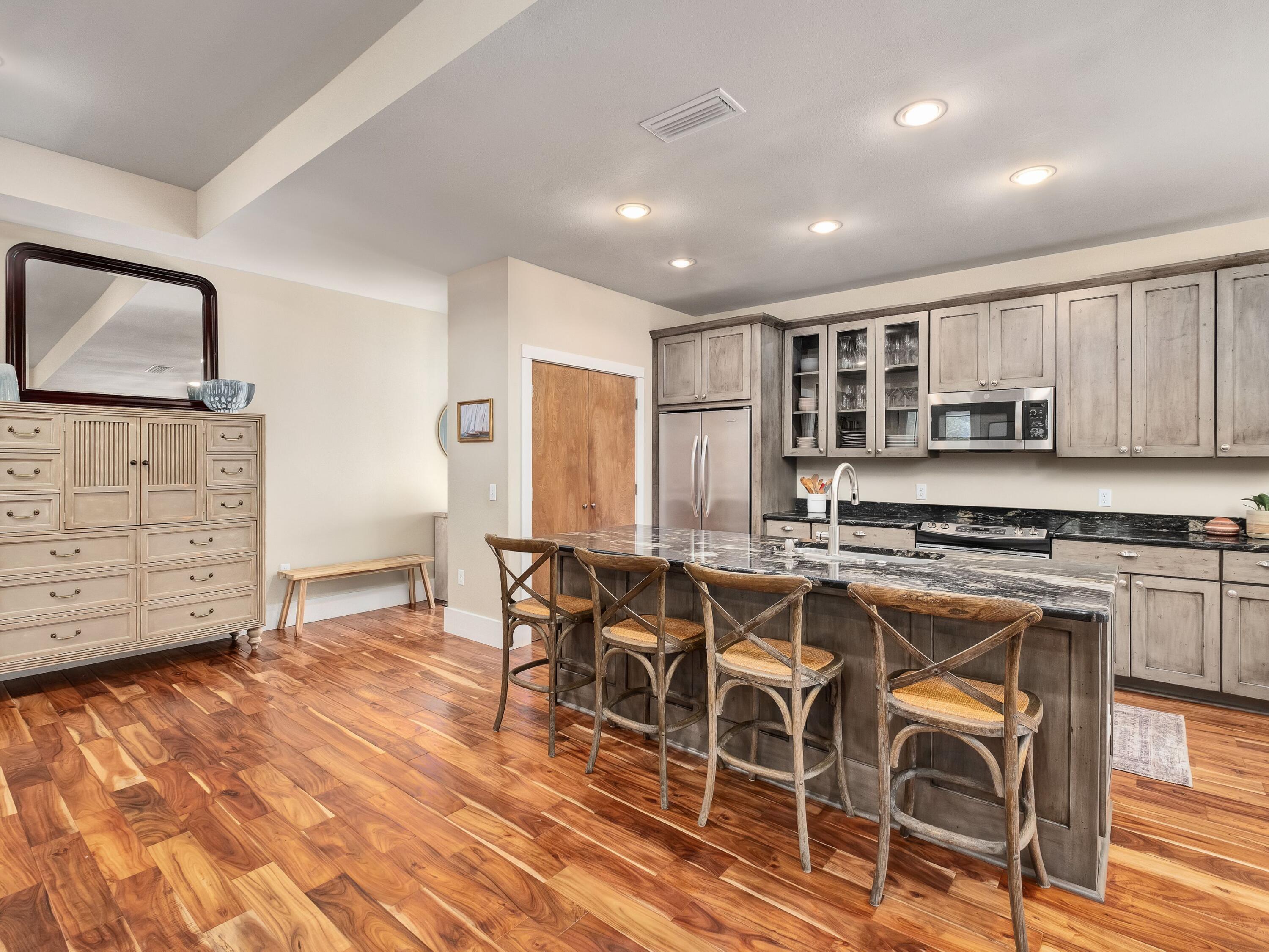 102 Still Oaks Cove