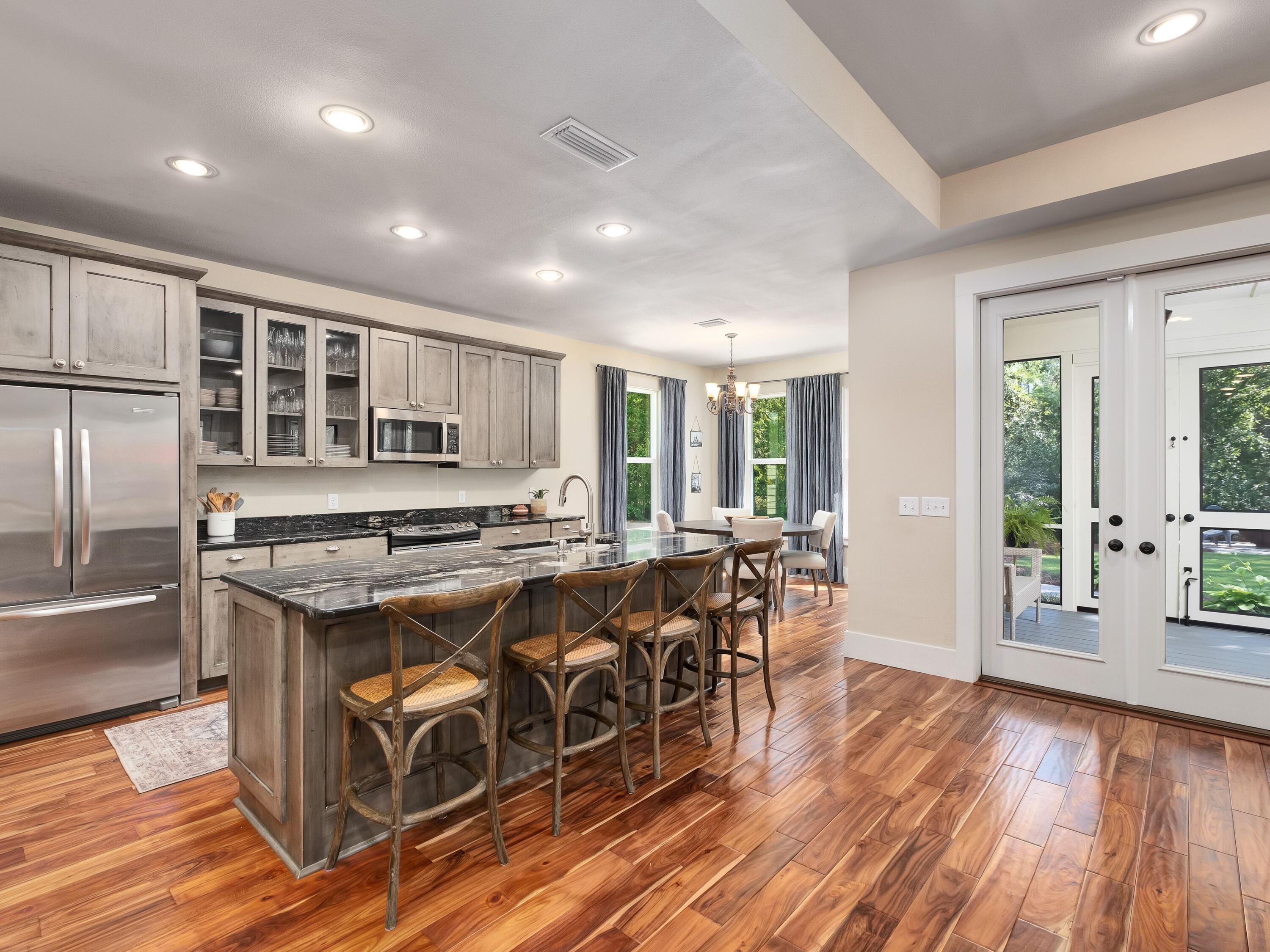 102 Still Oaks Cove