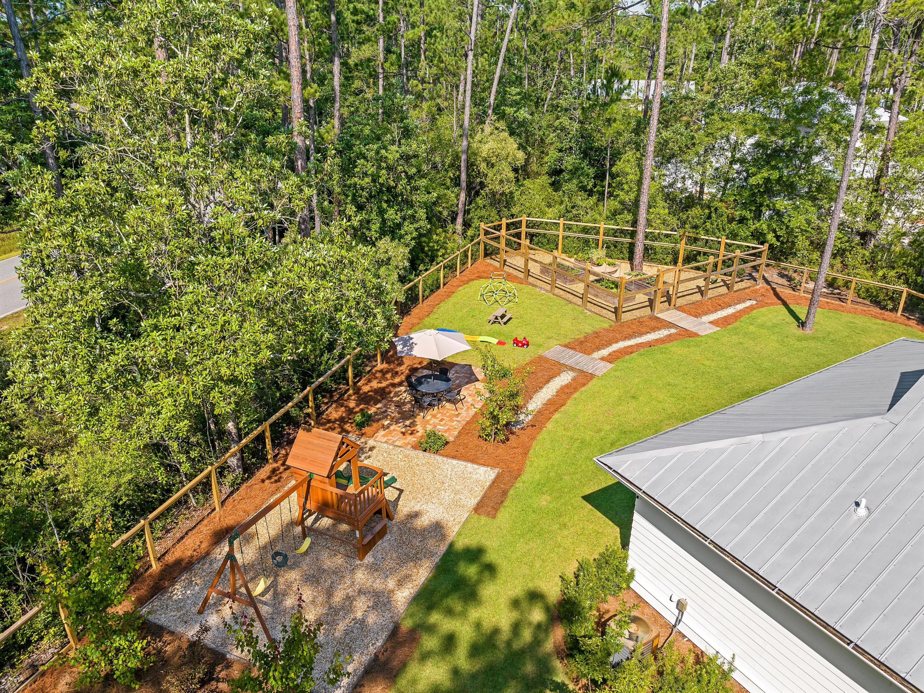 102 Still Oaks Cove