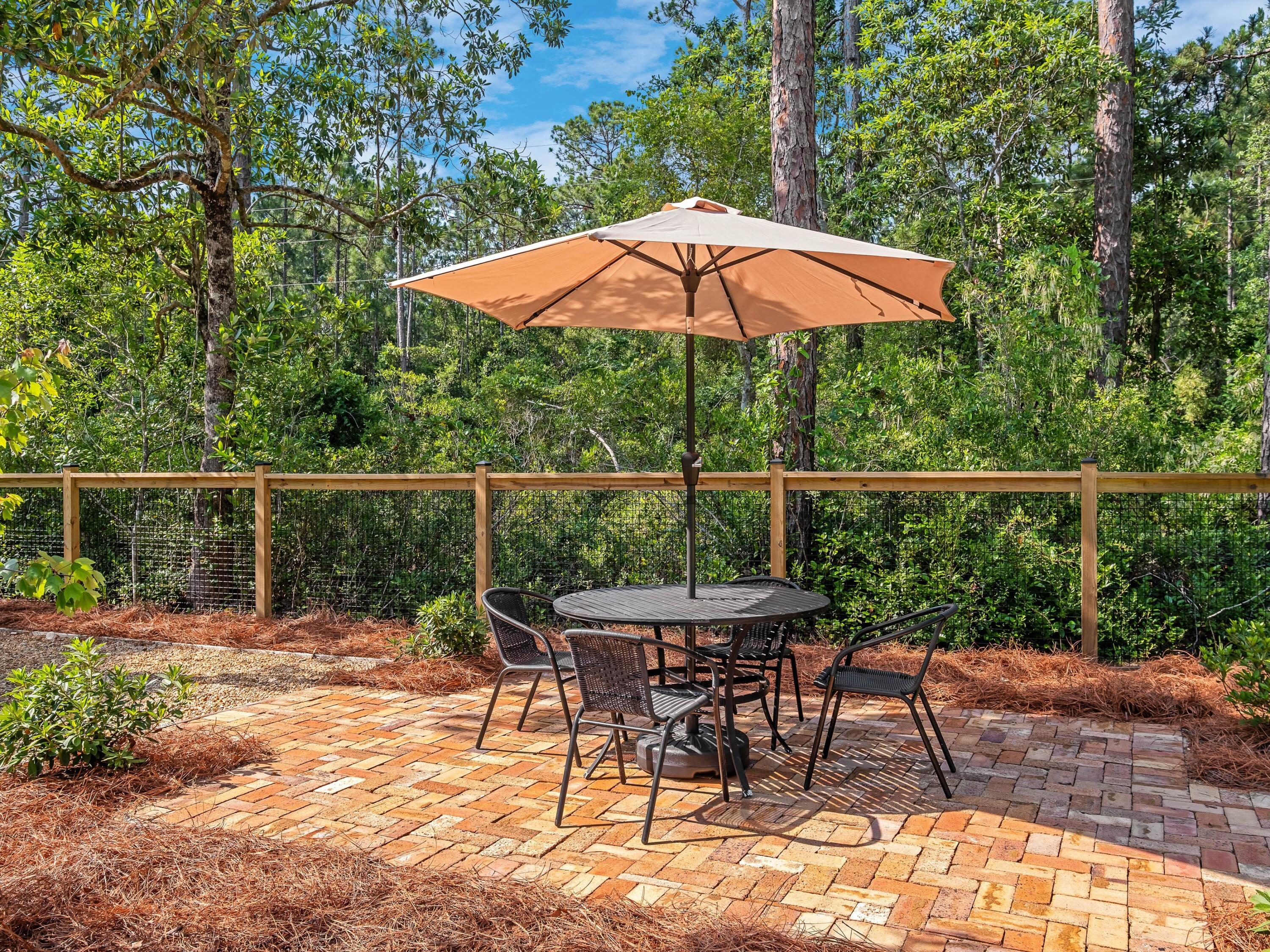 102 Still Oaks Cove