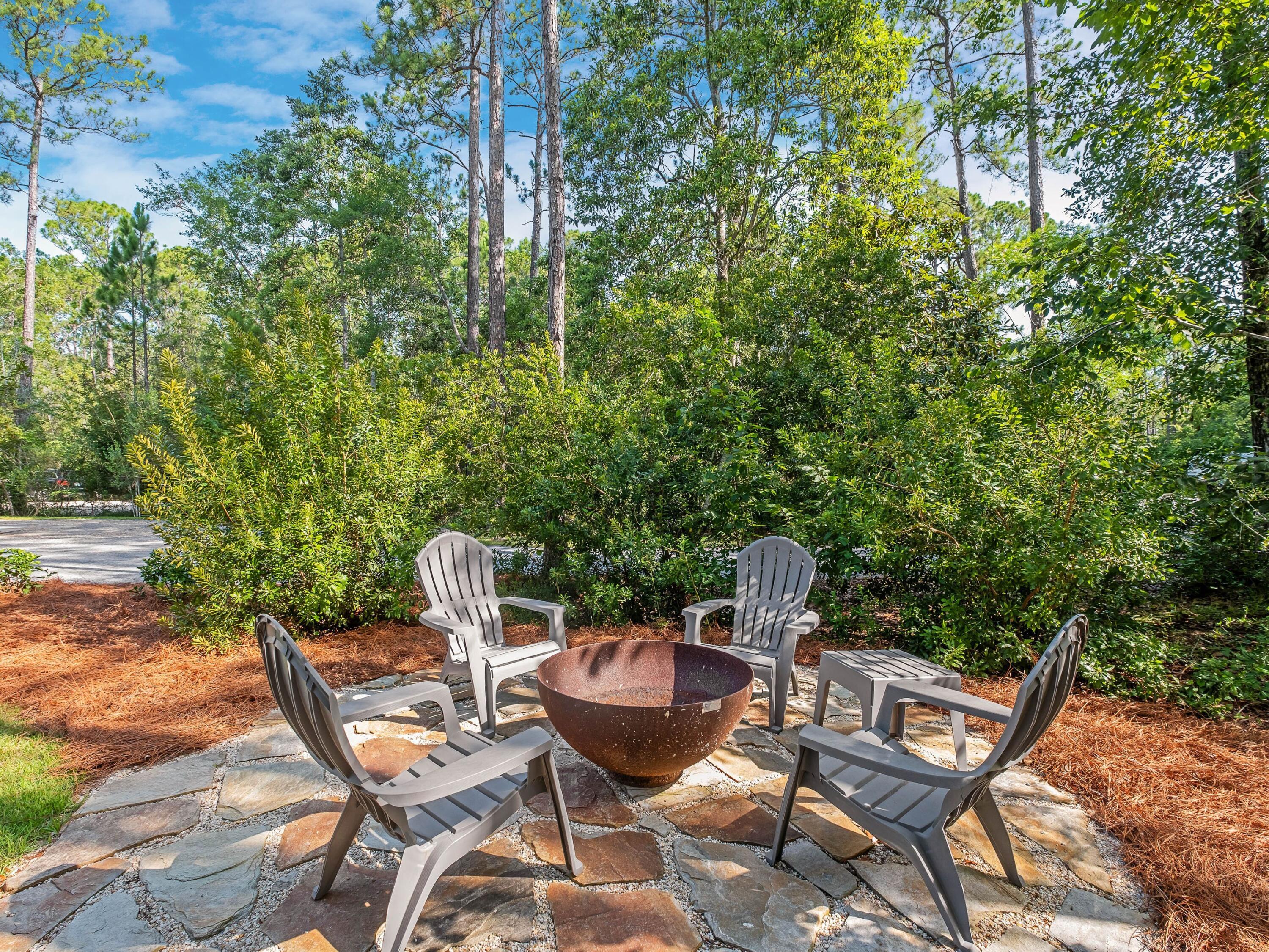 102 Still Oaks Cove