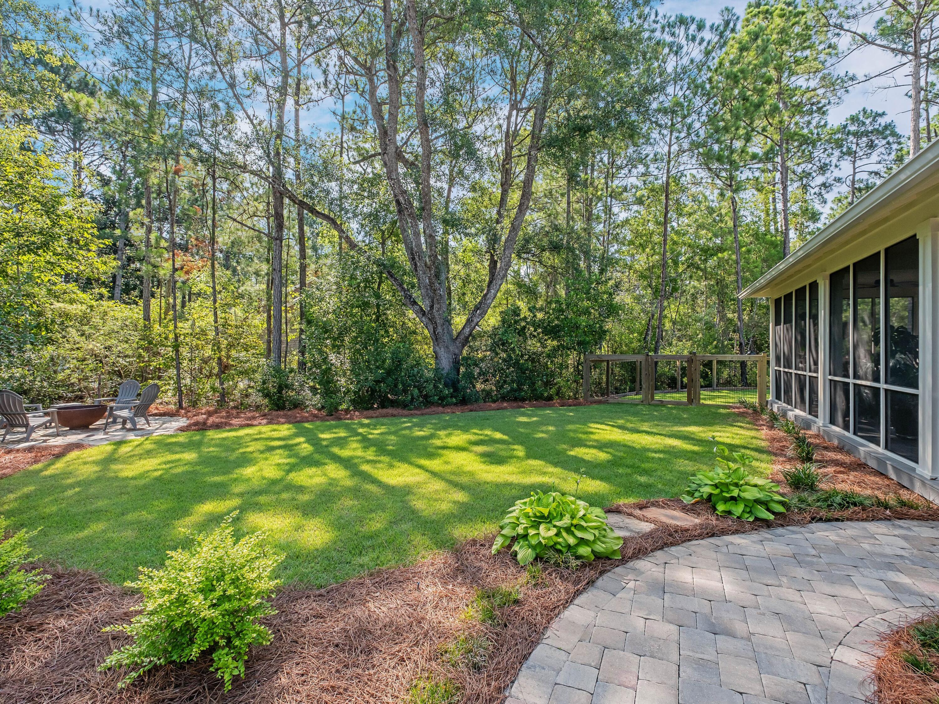 102 Still Oaks Cove
