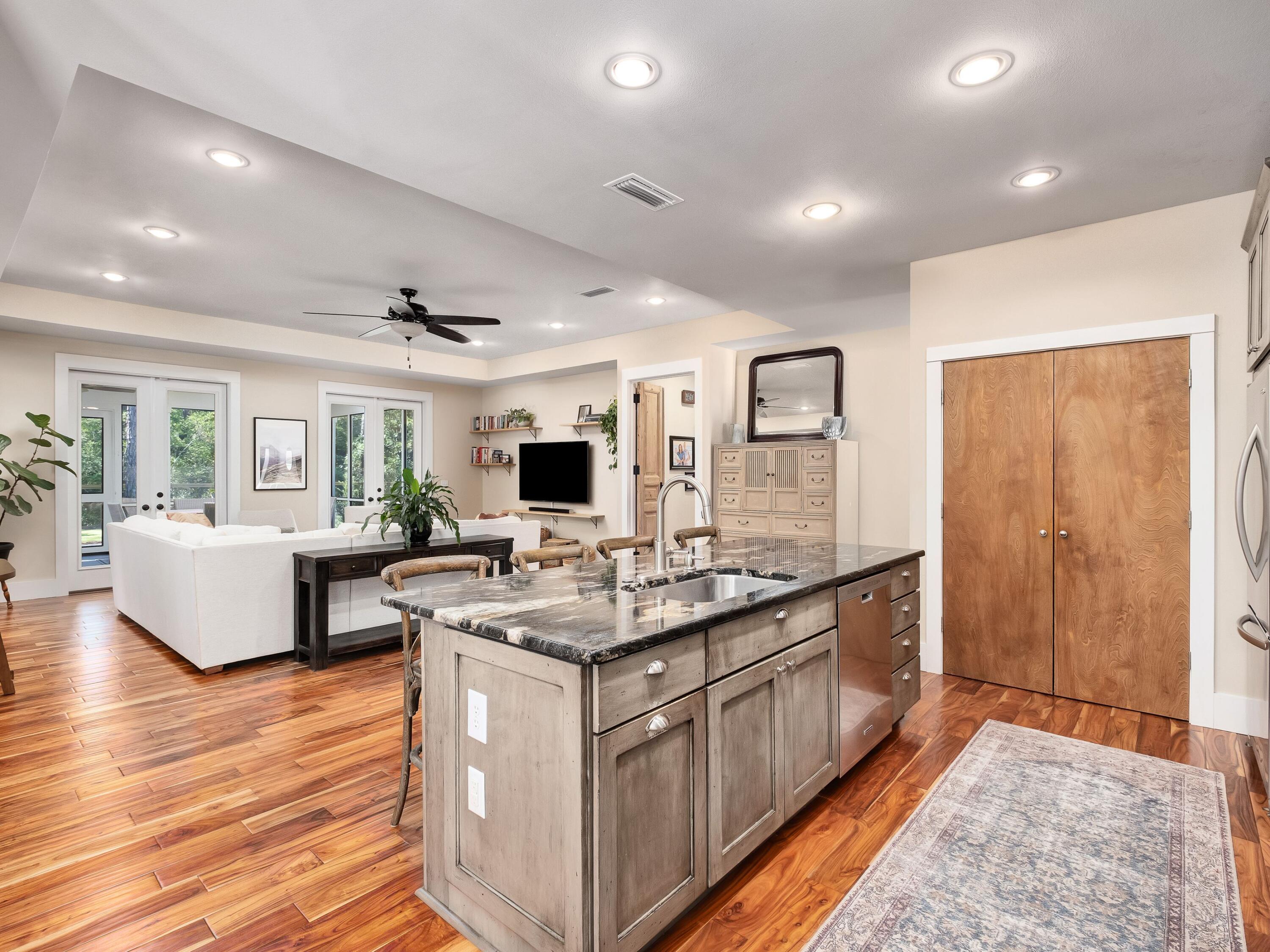 102 Still Oaks Cove