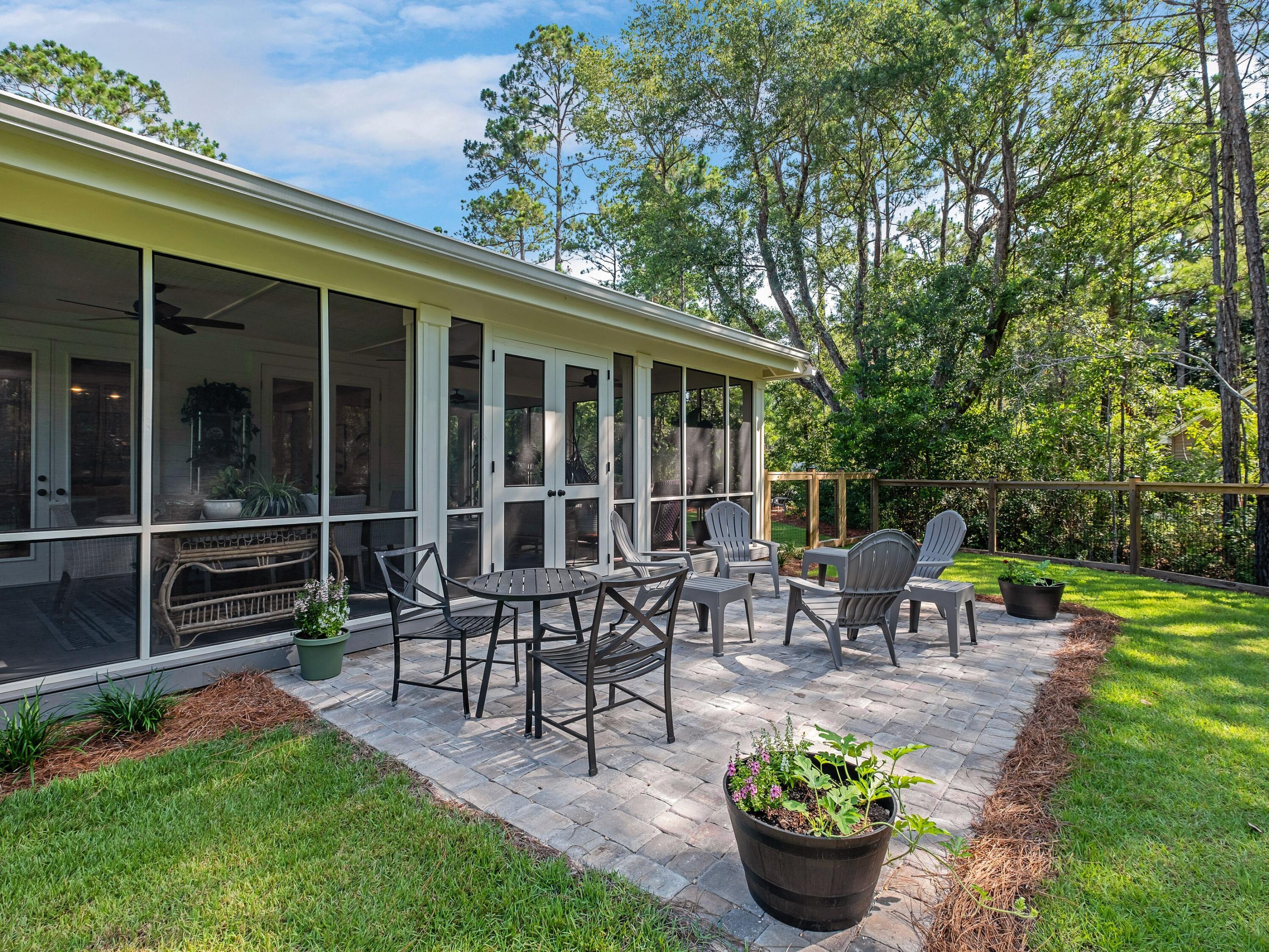 102 Still Oaks Cove