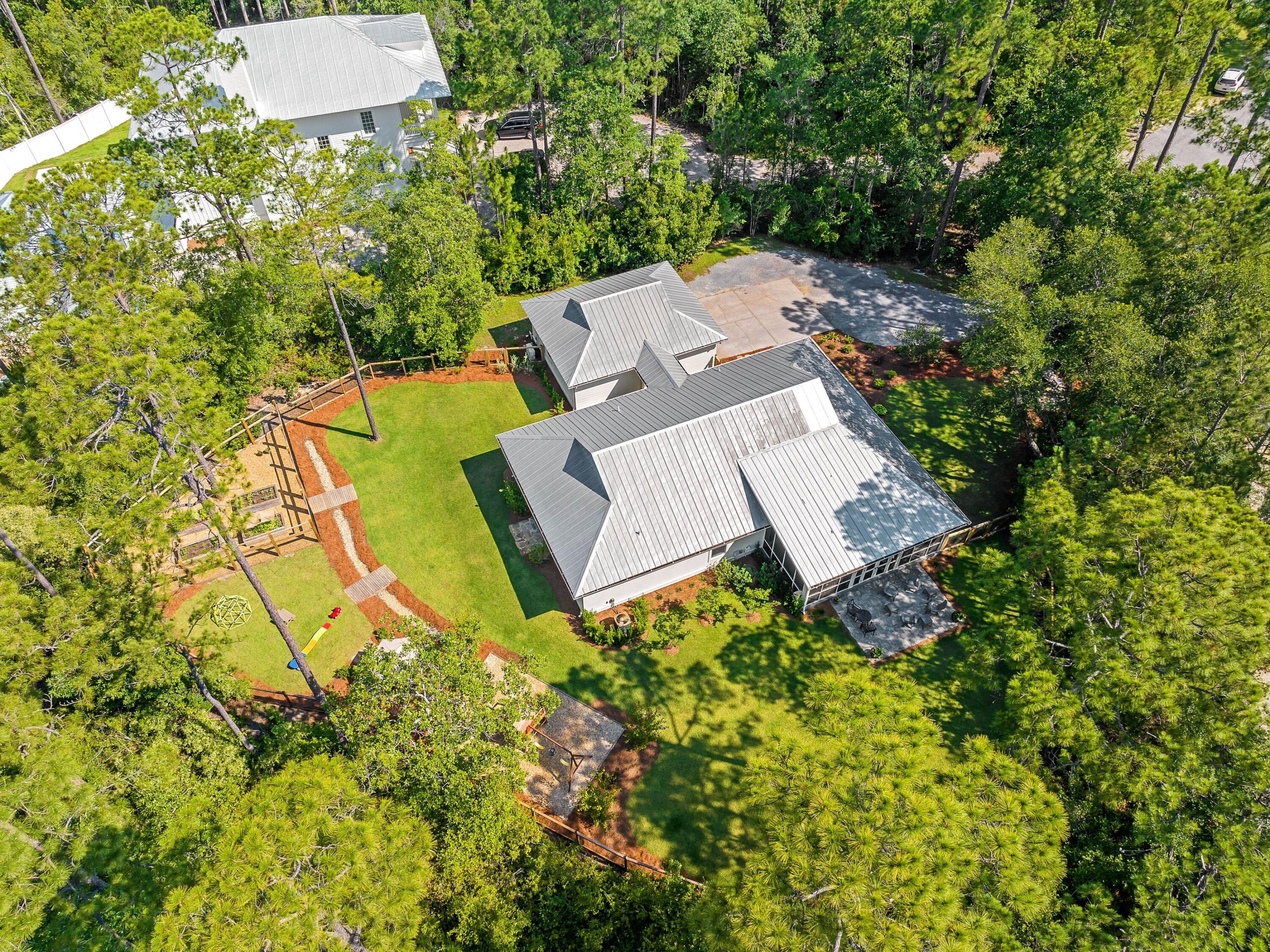102 Still Oaks Cove