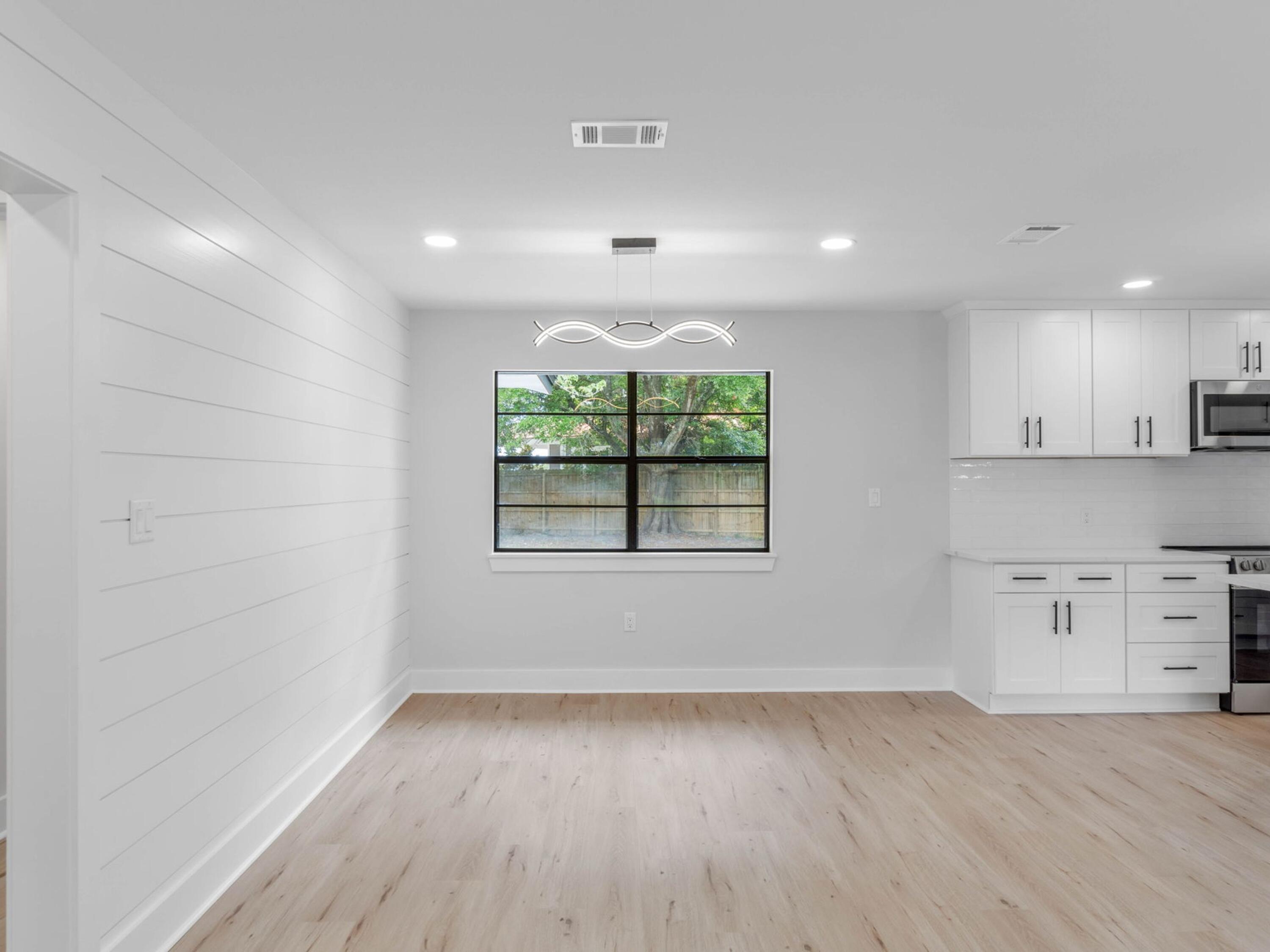 609 Sea View Circle