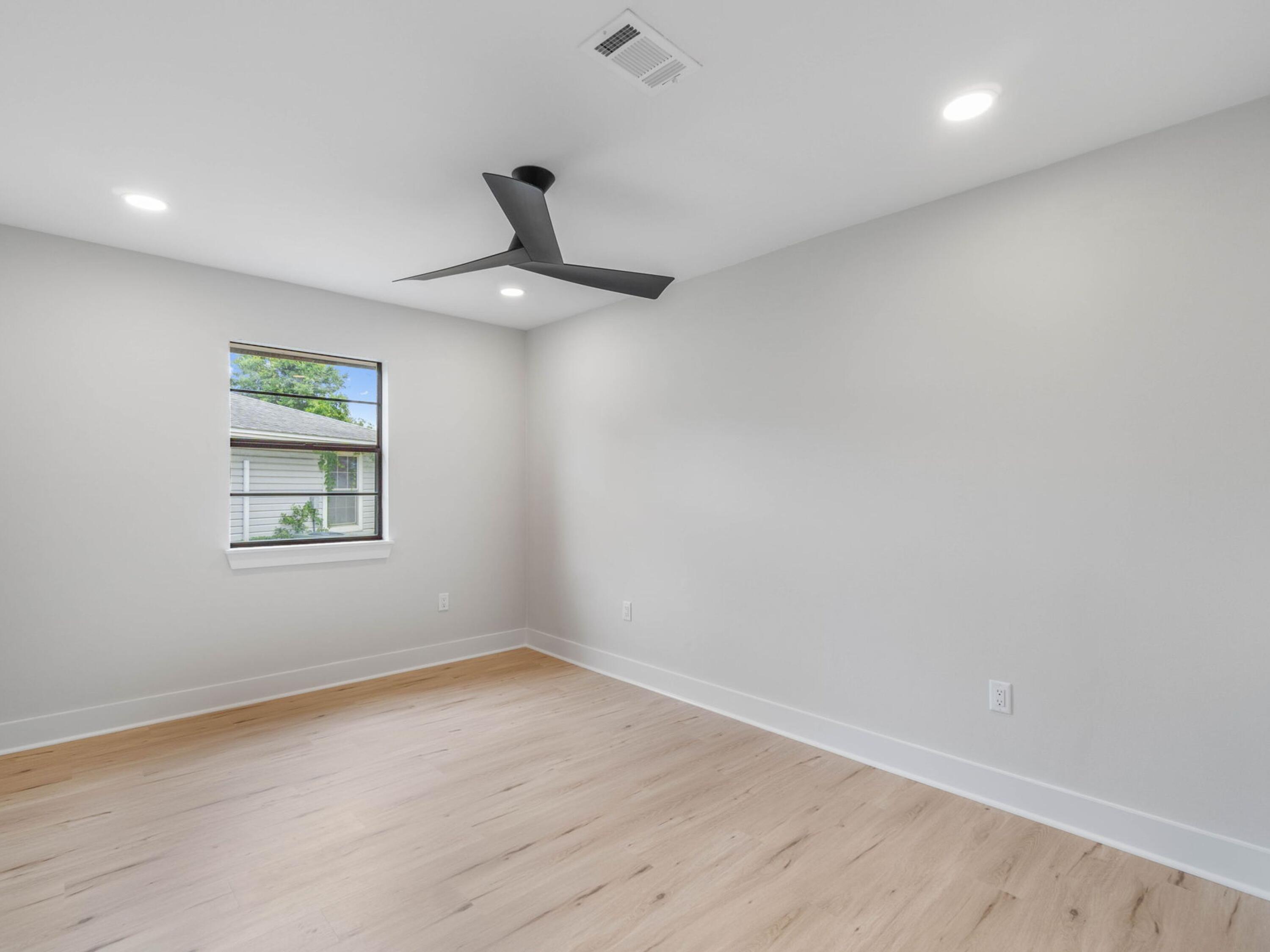 609 Sea View Circle