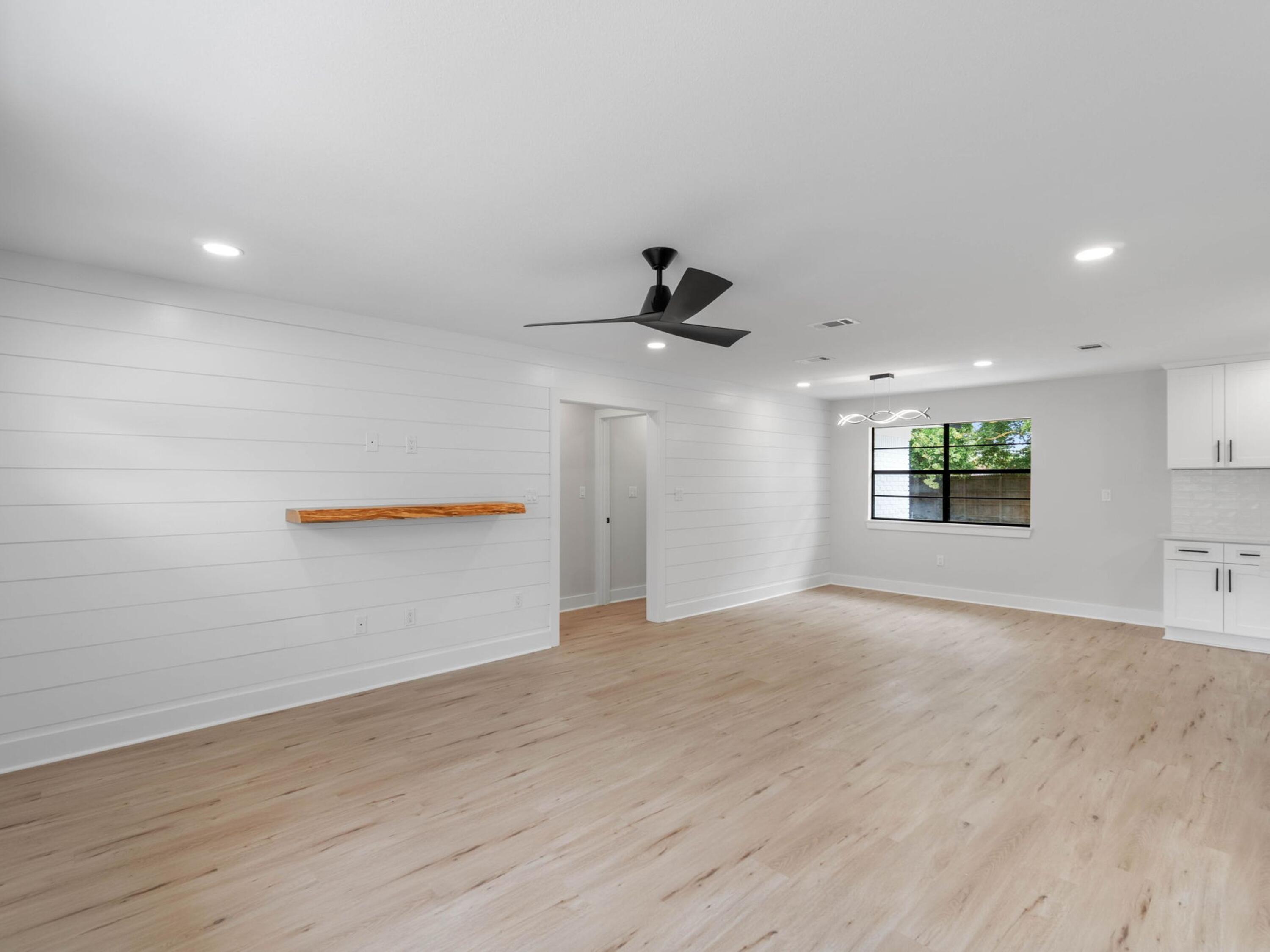 609 Sea View Circle