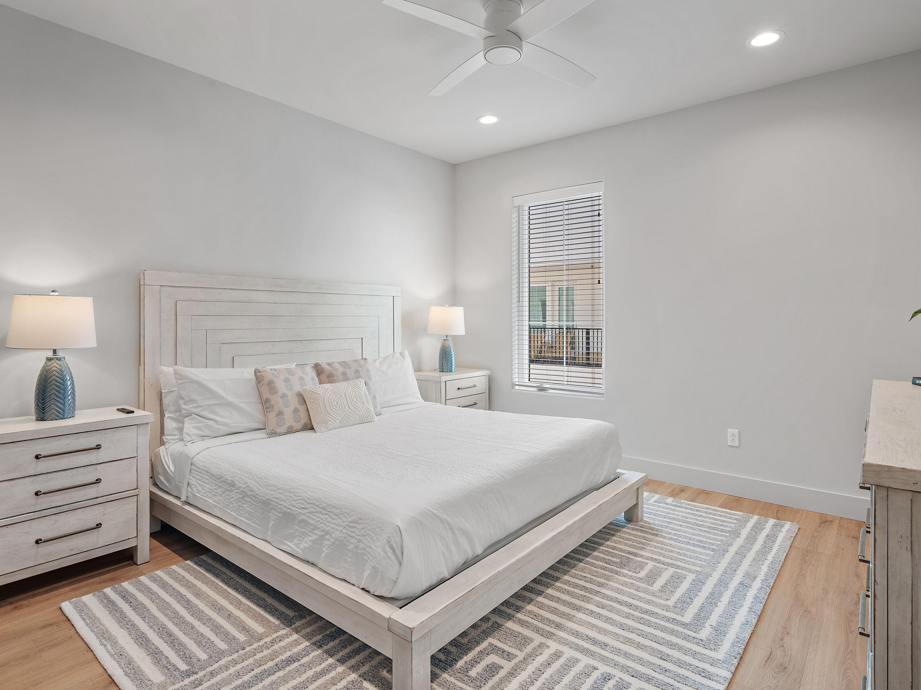 101 DeLuna Place A