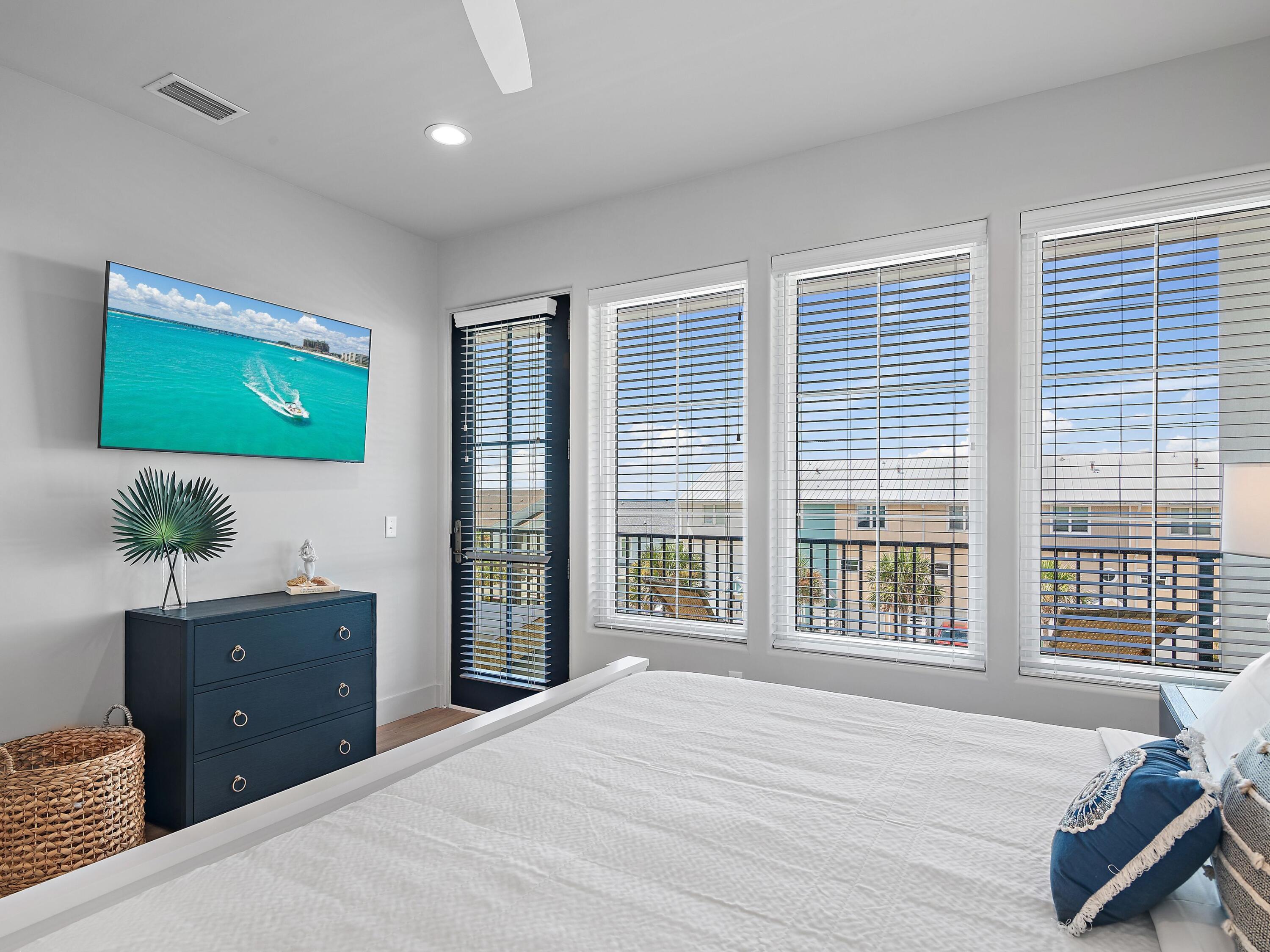 101 DeLuna Place A
