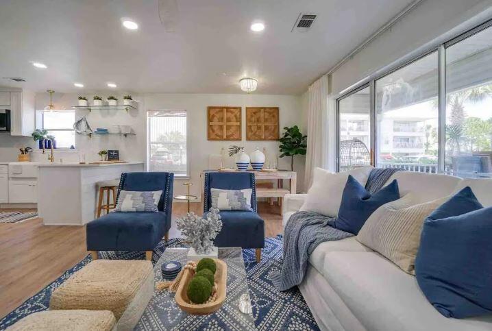 11 Beachside Drive, 414