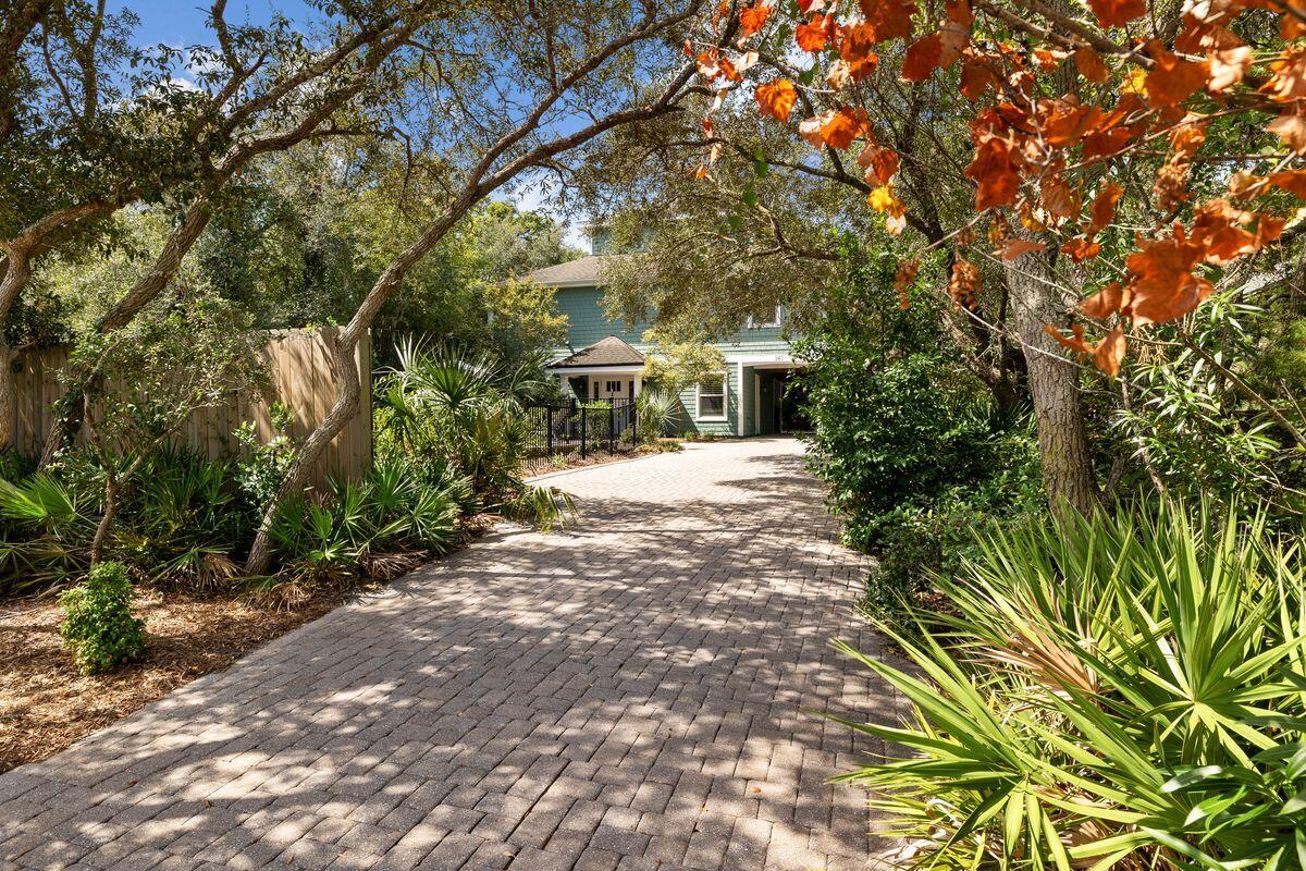 141 Crescent Road