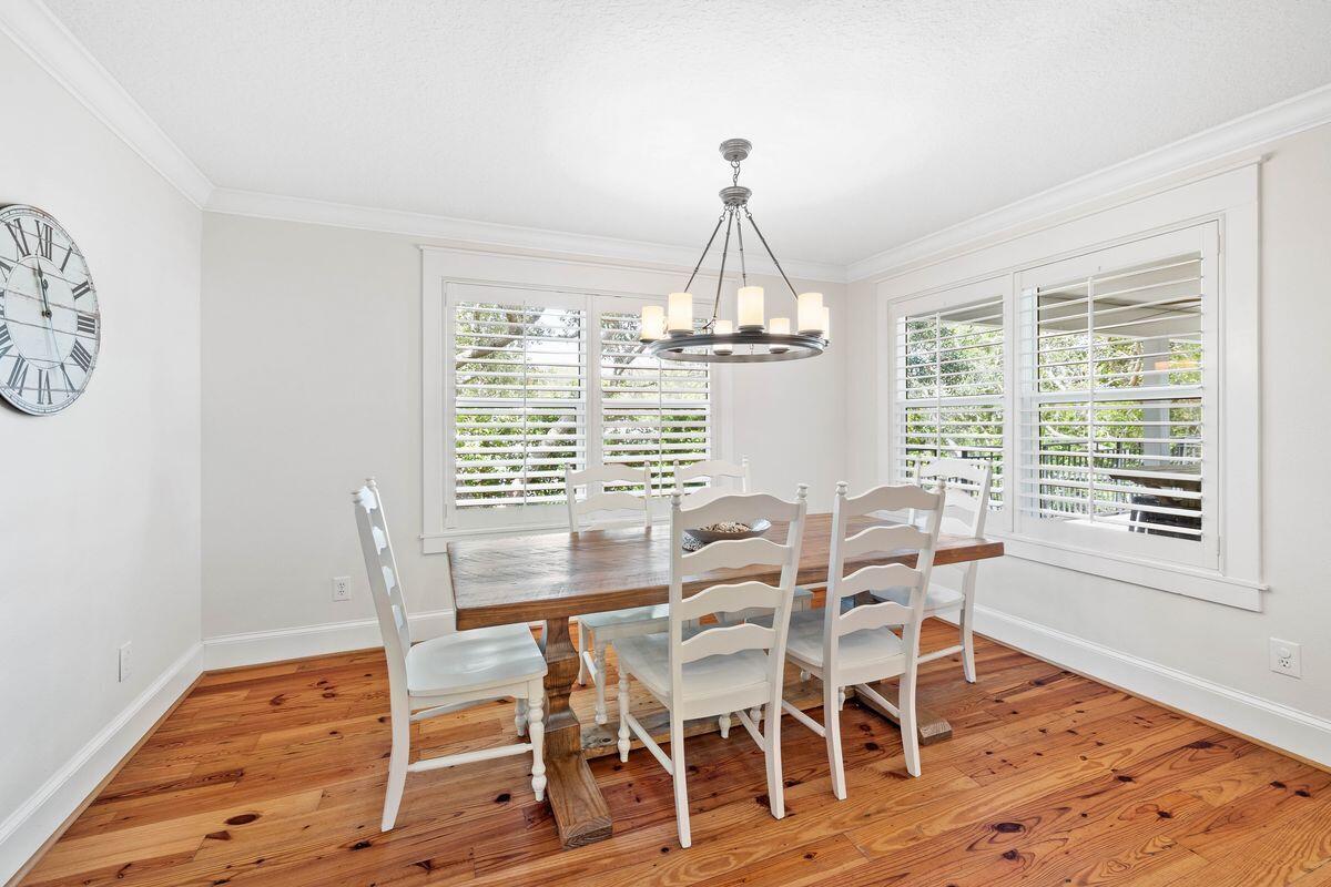 141 Crescent Road