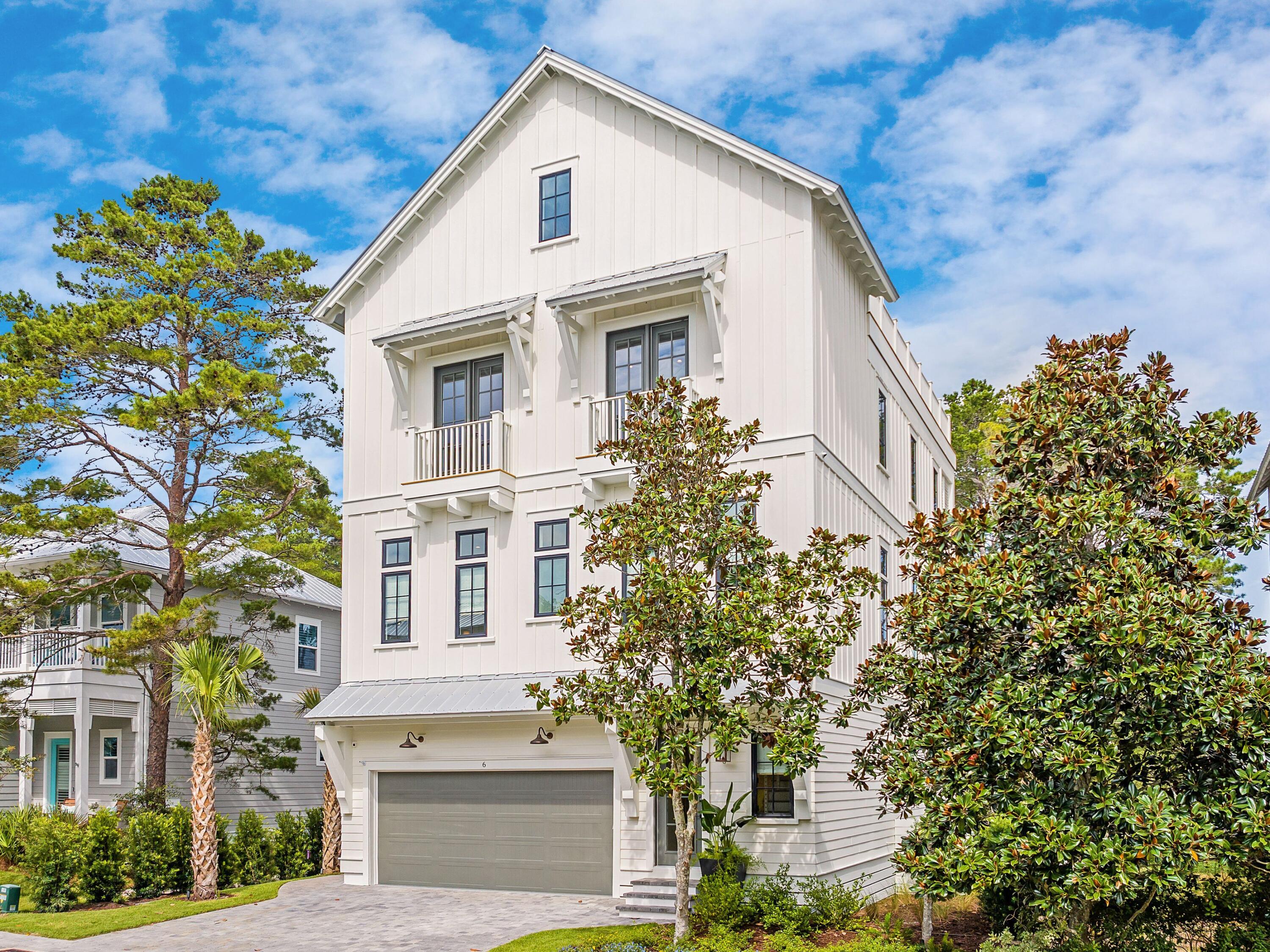 6 W Grande Pointe Drive