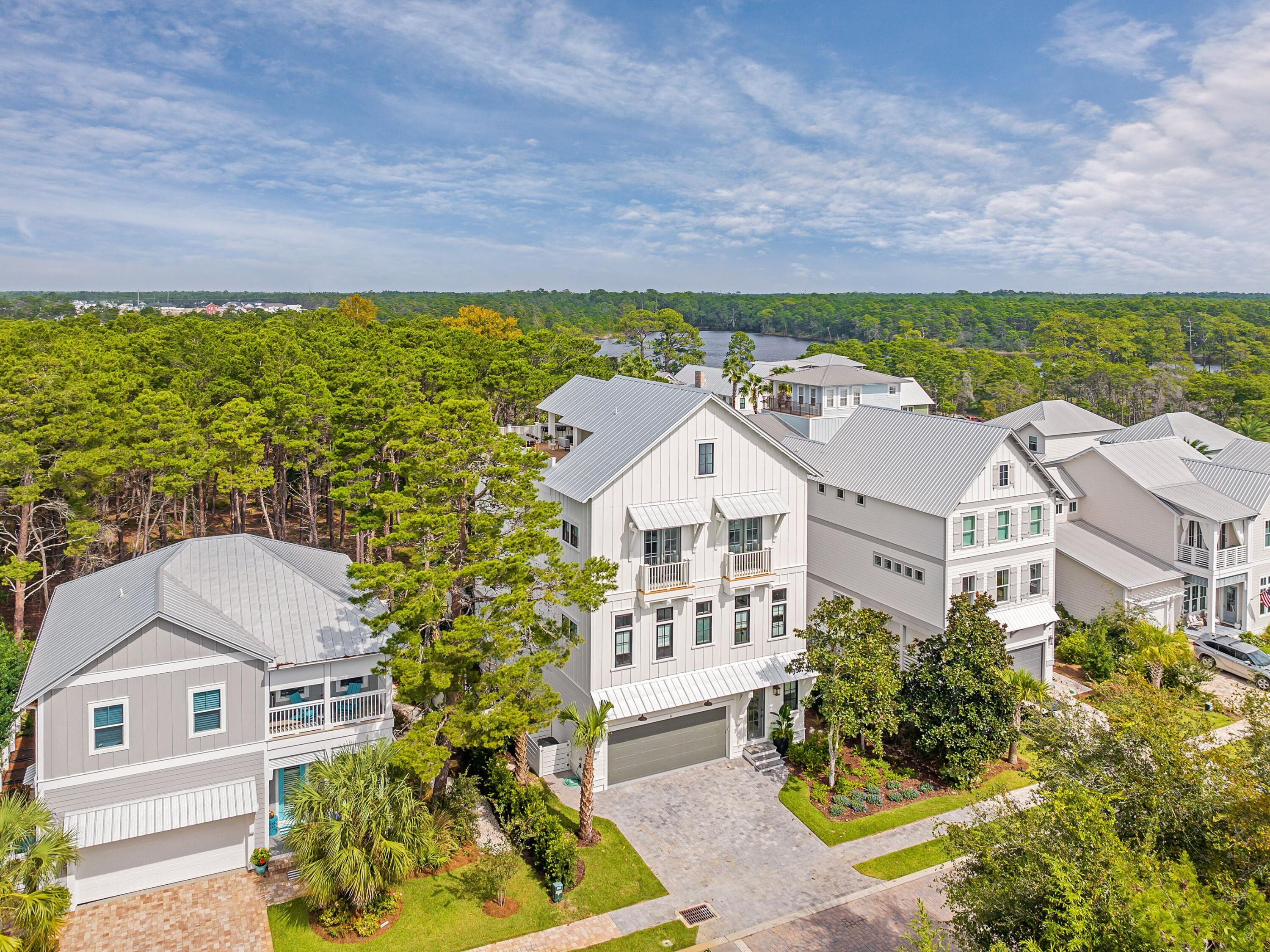 6 W Grande Pointe Drive