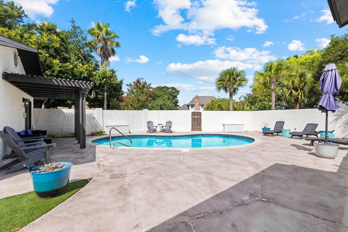 4 Coosa Court