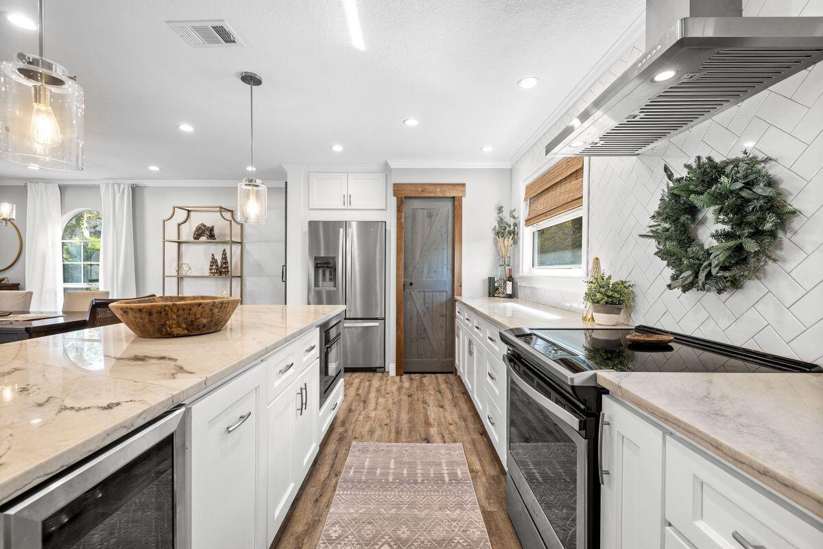 4 Coosa Court