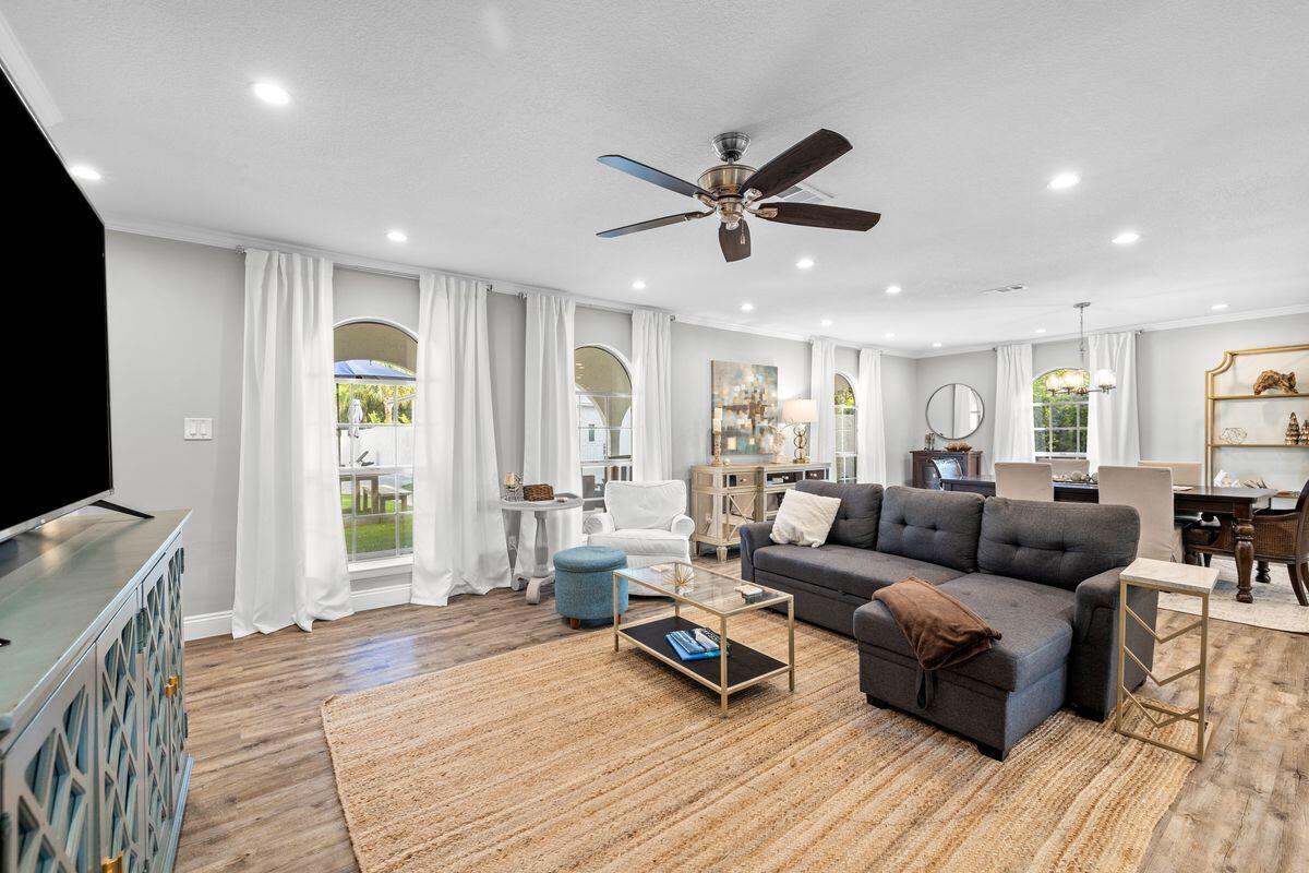 4 Coosa Court