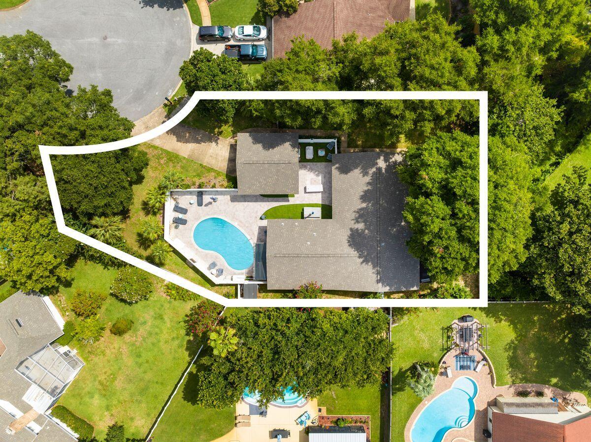 4 Coosa Court