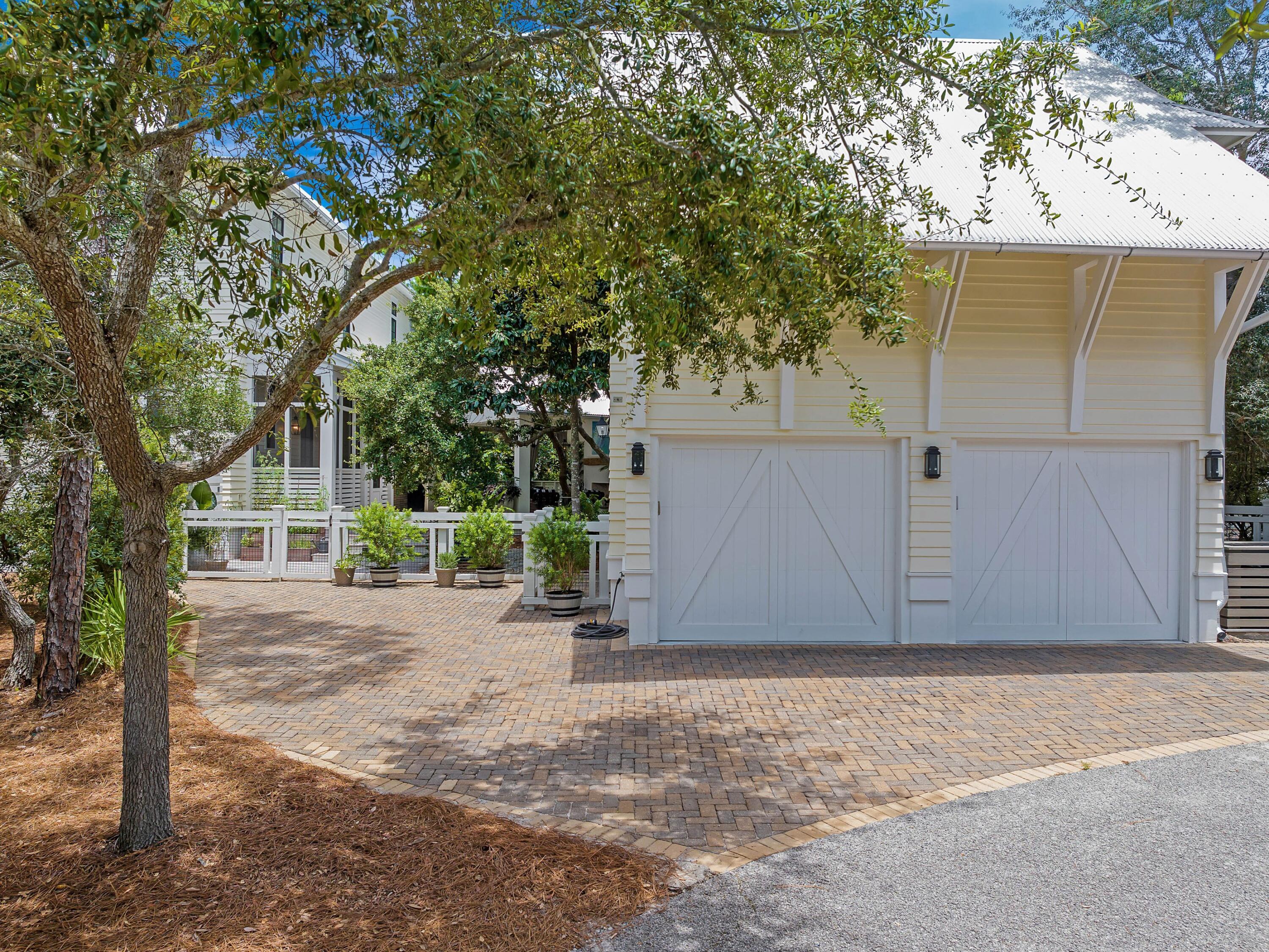93 Sand Hill Circle
