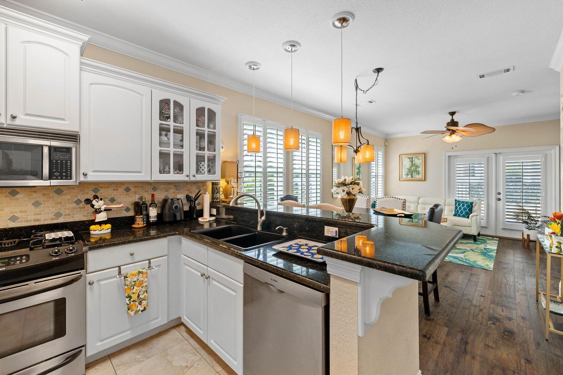 4732 Amhurst Circle