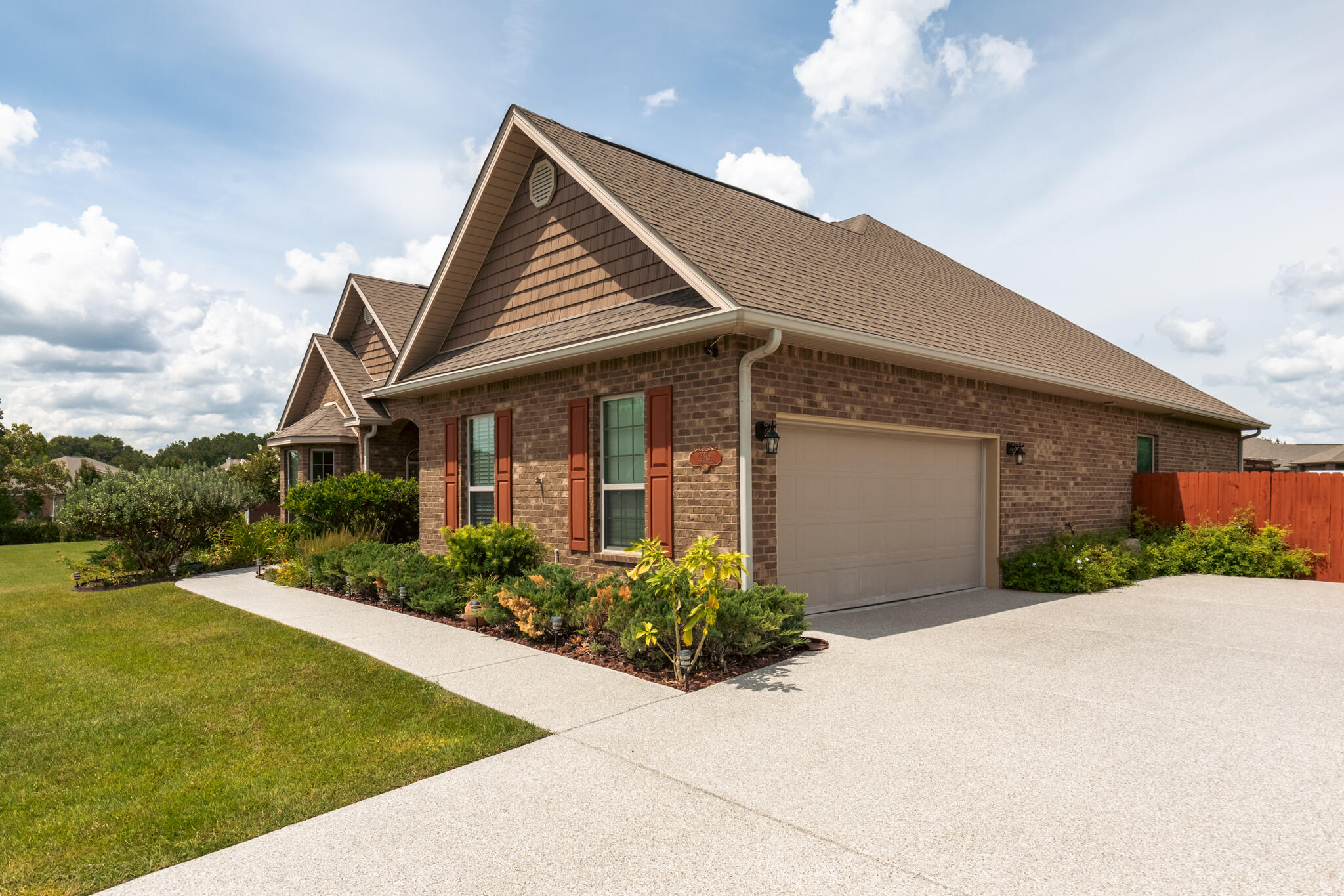 3379 Citrine Circle