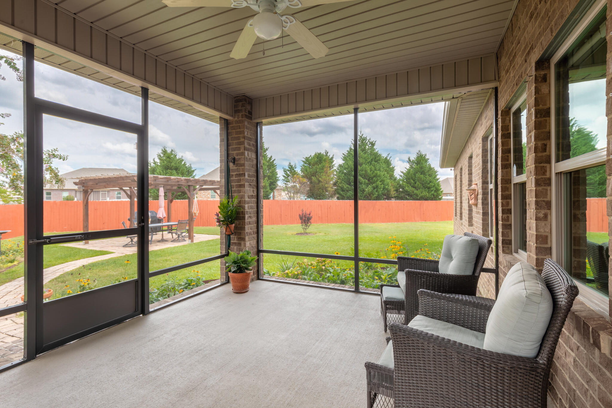 3379 Citrine Circle