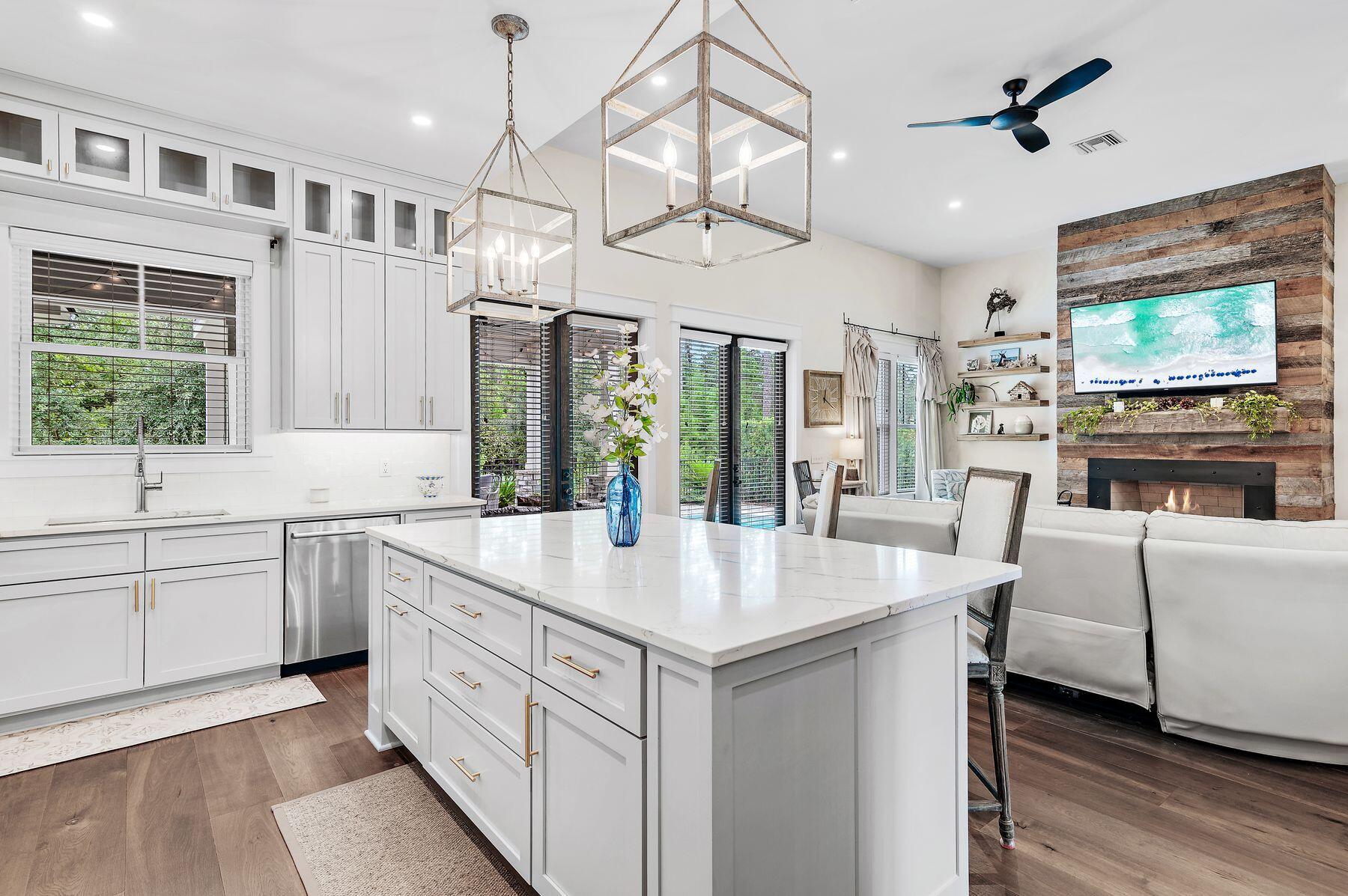1604 Lost Cove Lane