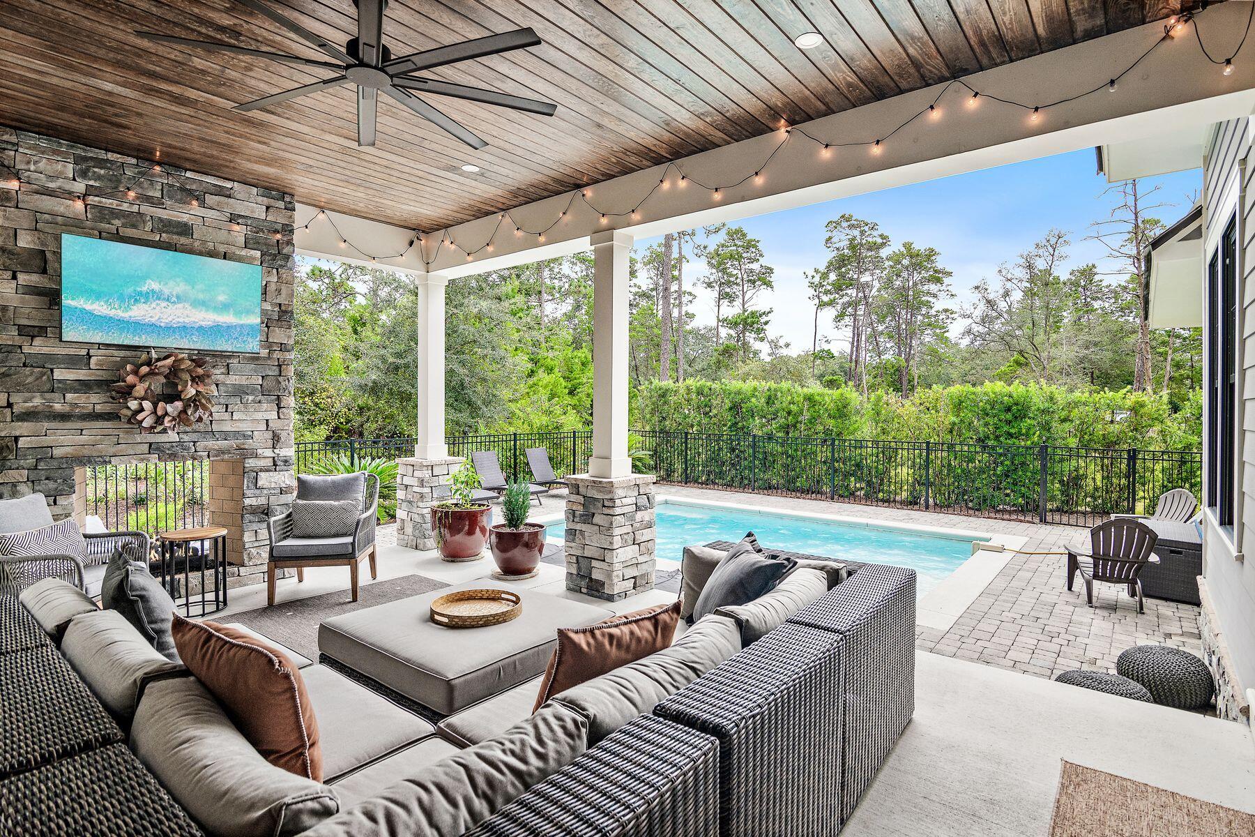 1604 Lost Cove Lane