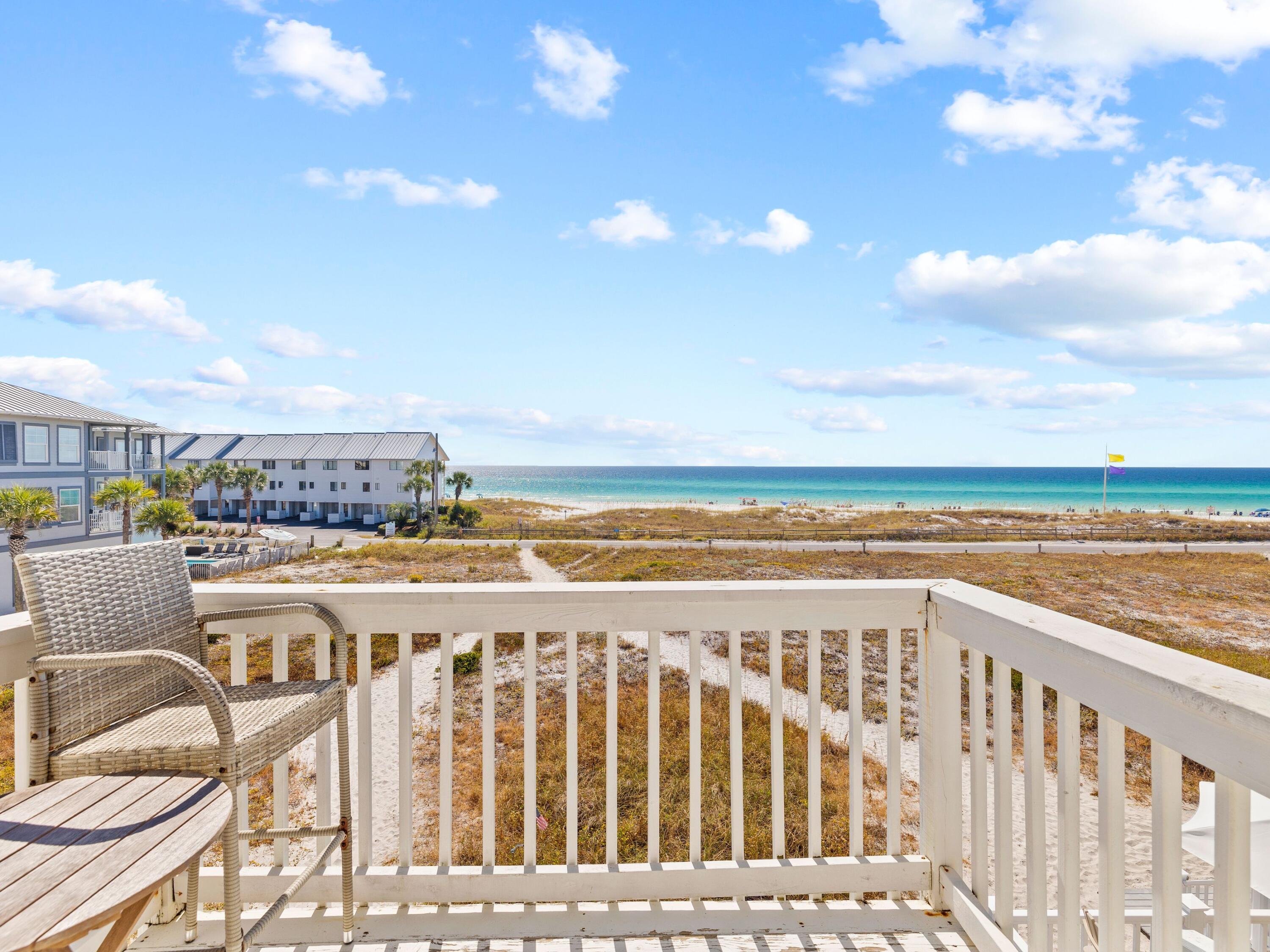 207 Beachfront Trail, UNIT 11