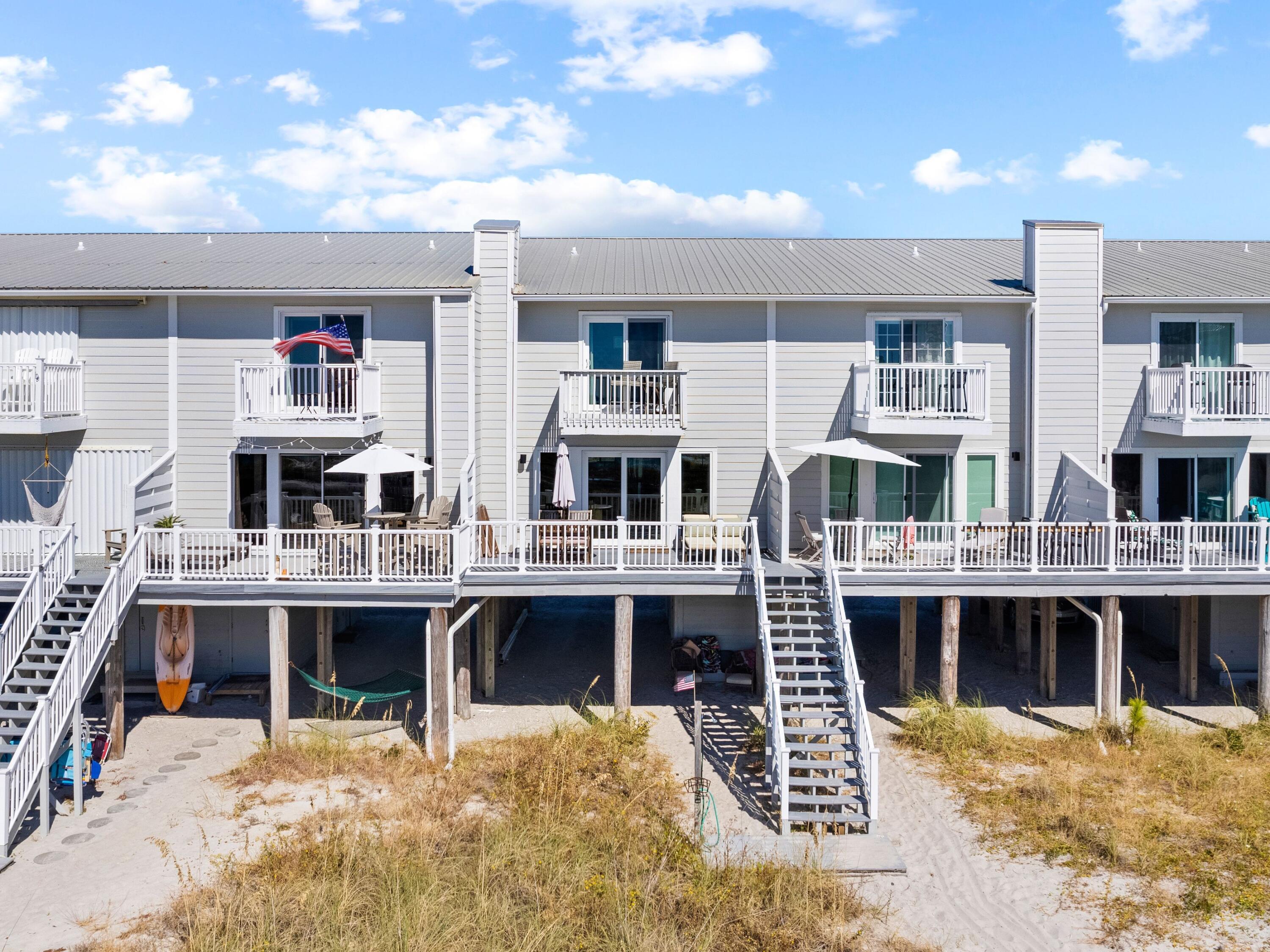 207 Beachfront Trail, UNIT 11