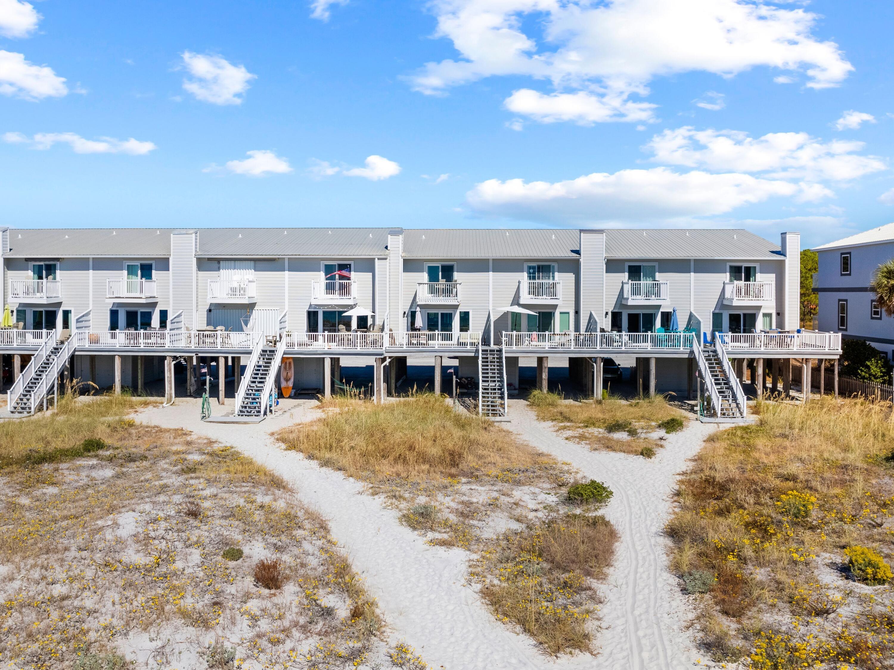 207 Beachfront Trail, UNIT 11