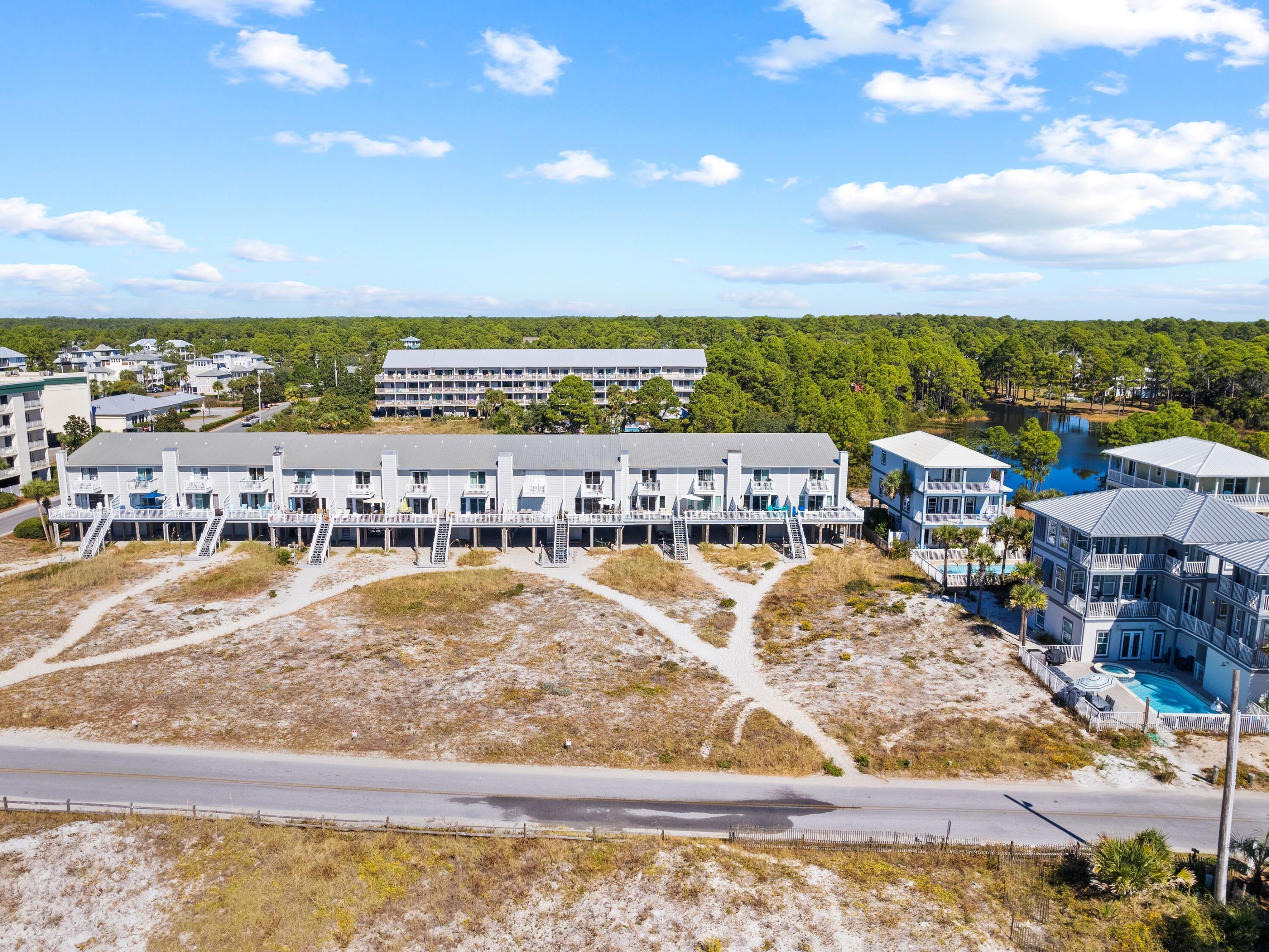 207 Beachfront Trail, UNIT 11