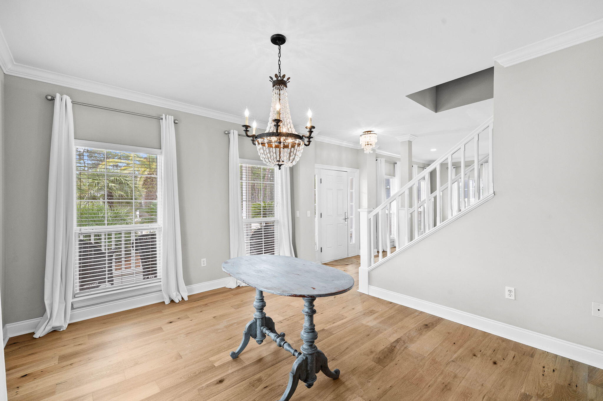 208 N Wall Street