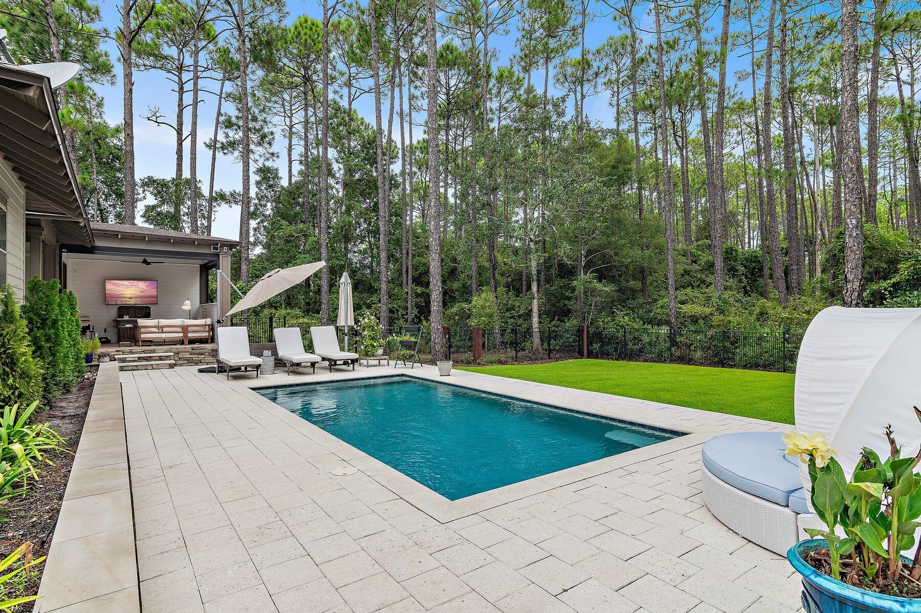 1406 Turtleback Trail
