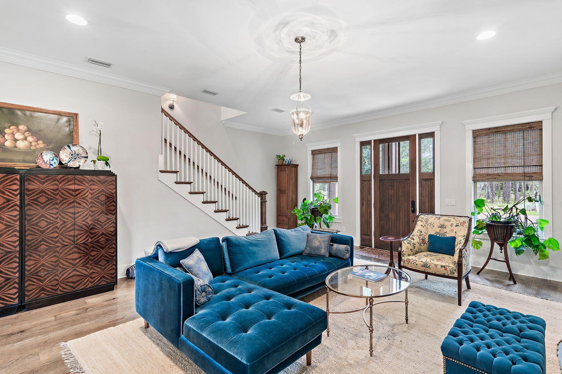 1406 Turtleback Trail